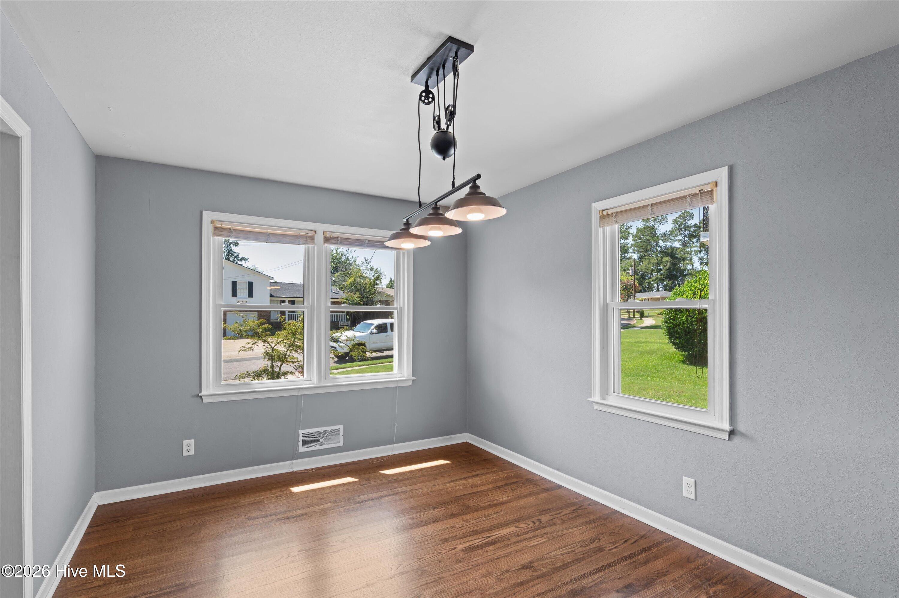 3313 Thread Needle Road W Property Photo 17