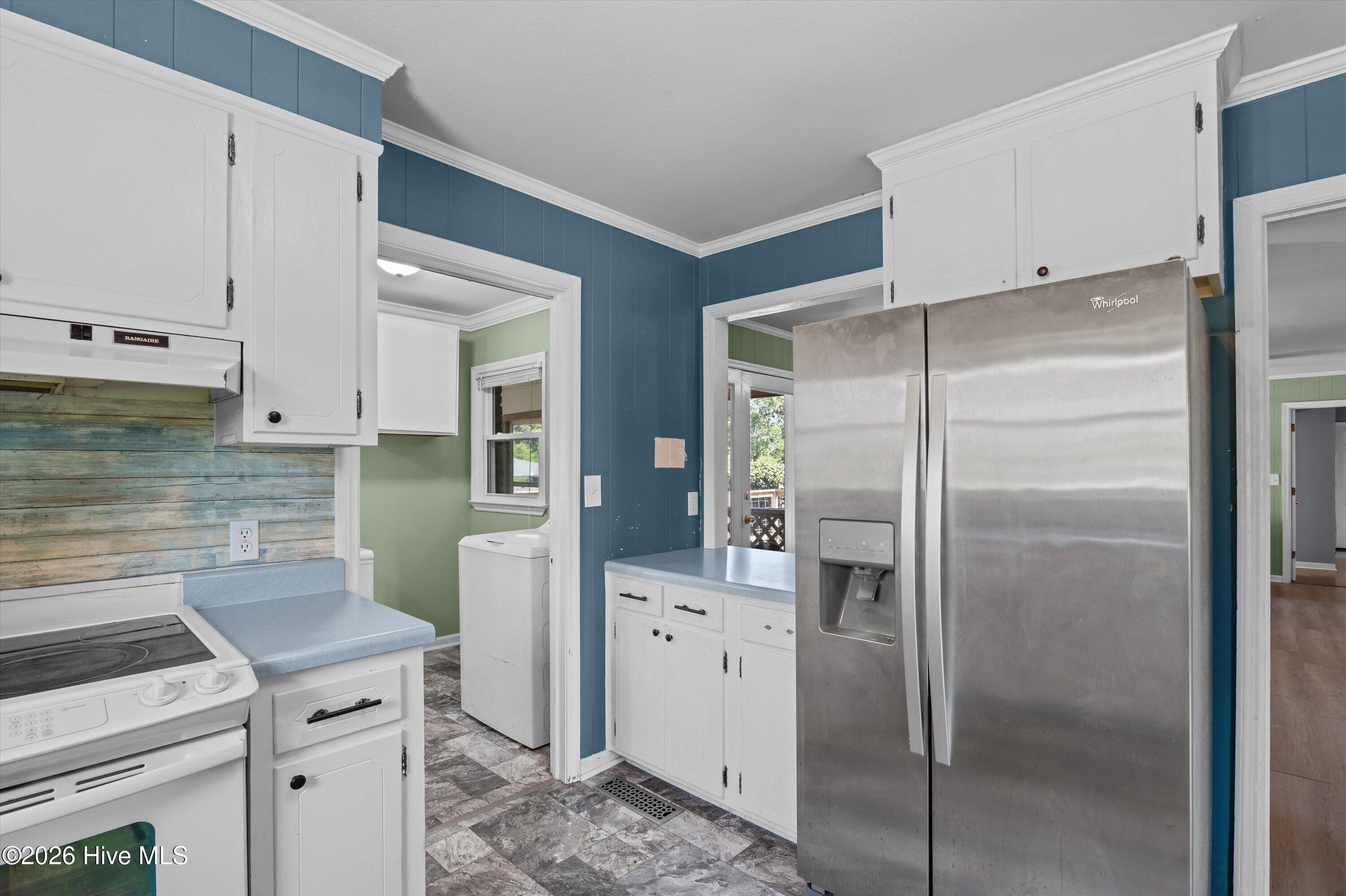 3313 Thread Needle Road W Property Photo 23