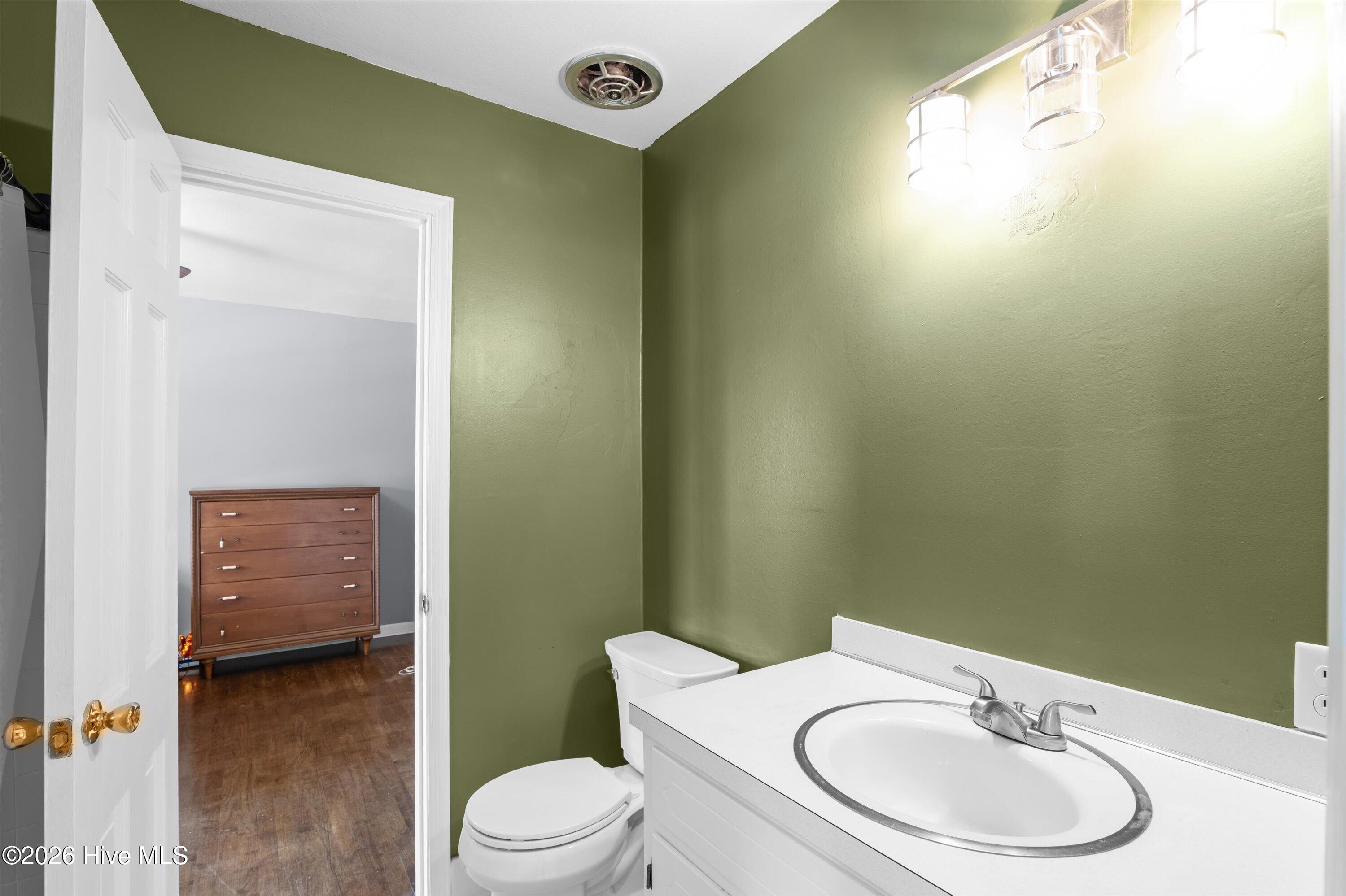 3313 Thread Needle Road W Property Photo 34