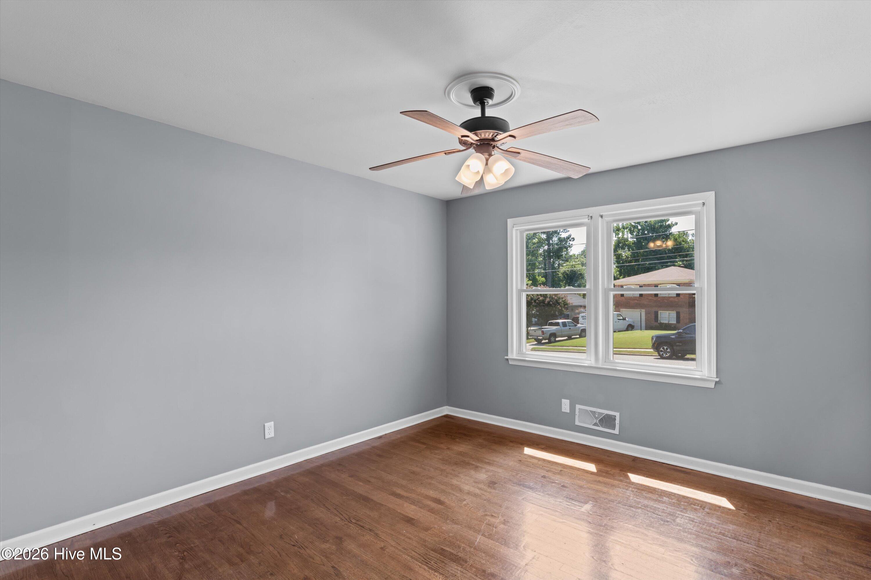 3313 Thread Needle Road W Property Photo 35