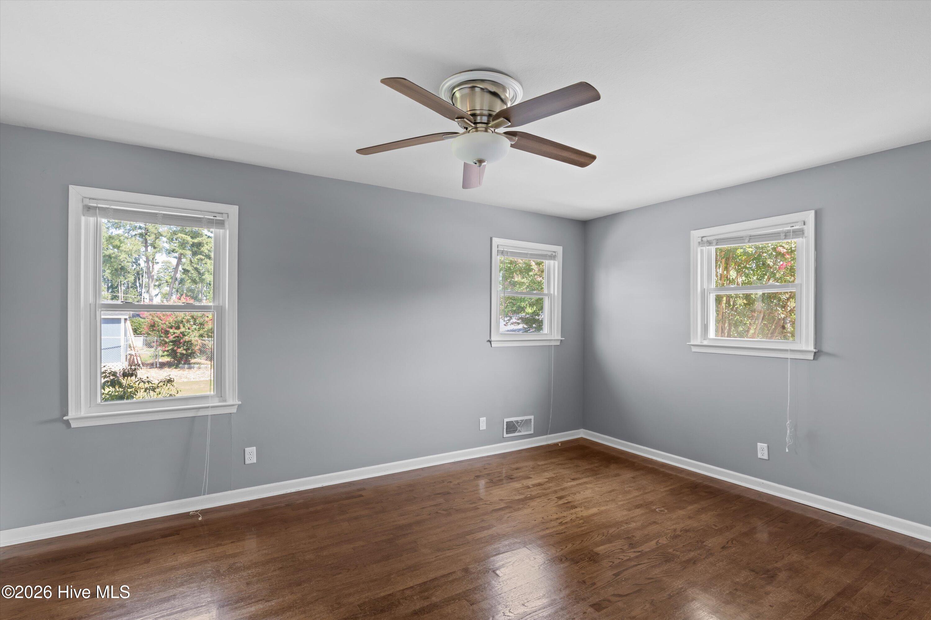 3313 Thread Needle Road W Property Photo 37