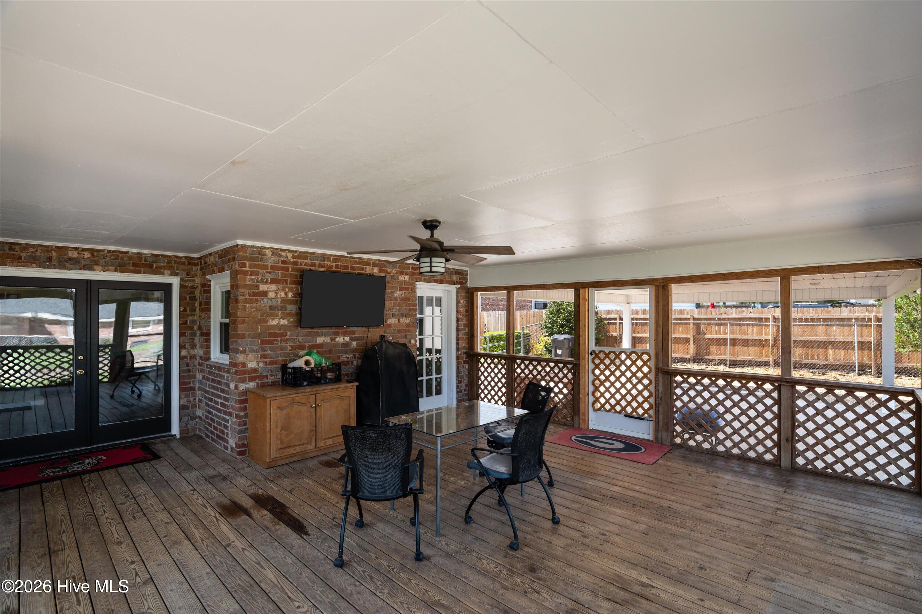 3313 Thread Needle Road W Property Photo 54