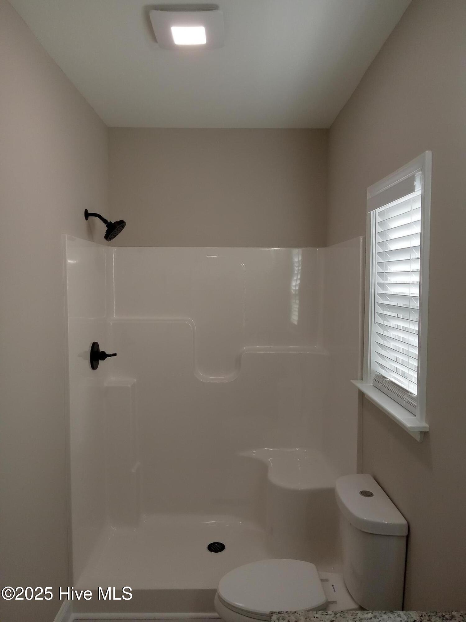 525 Vineland Drive Property Photo 15
