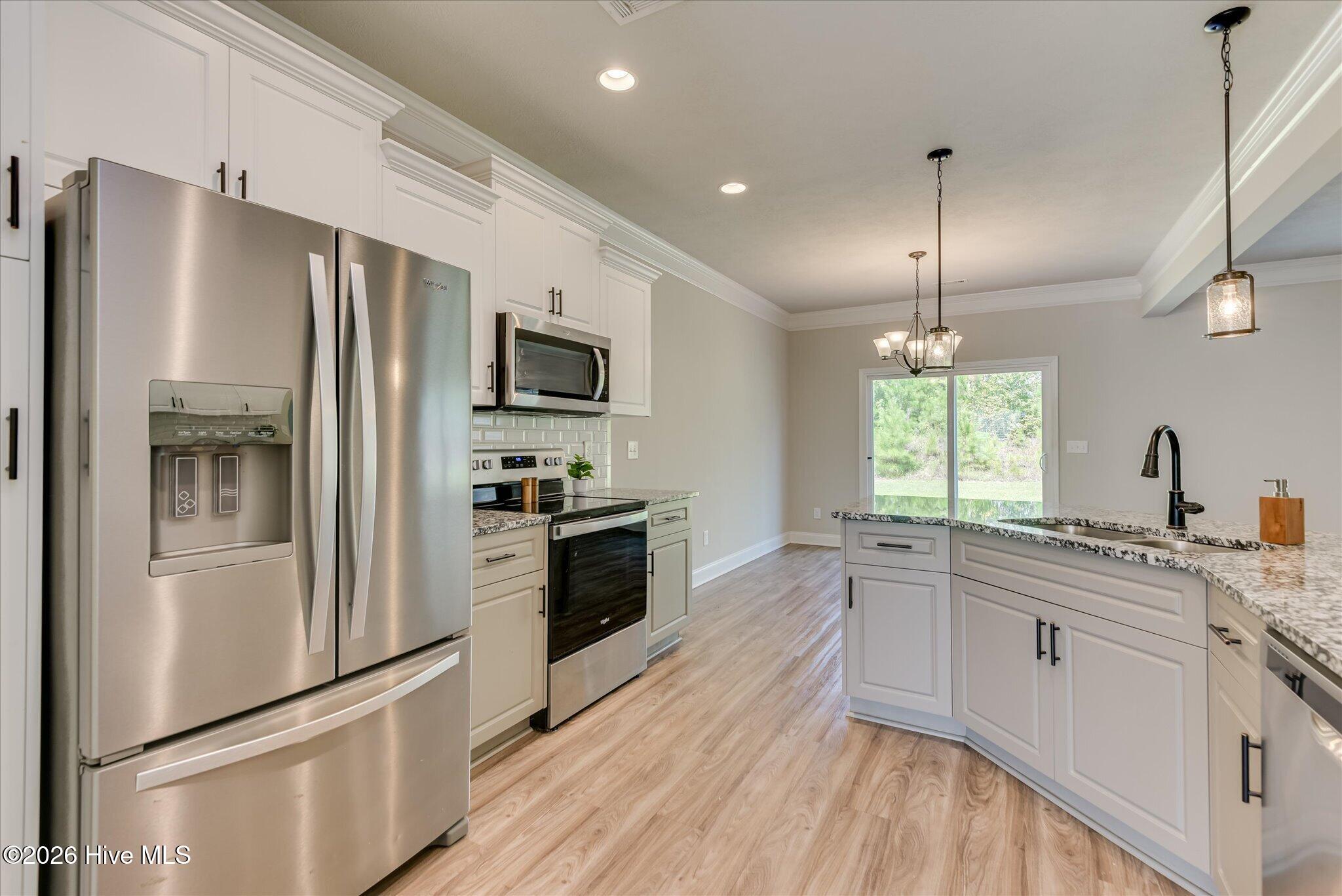 1254 Gregory Landing Drive Property Photo 10