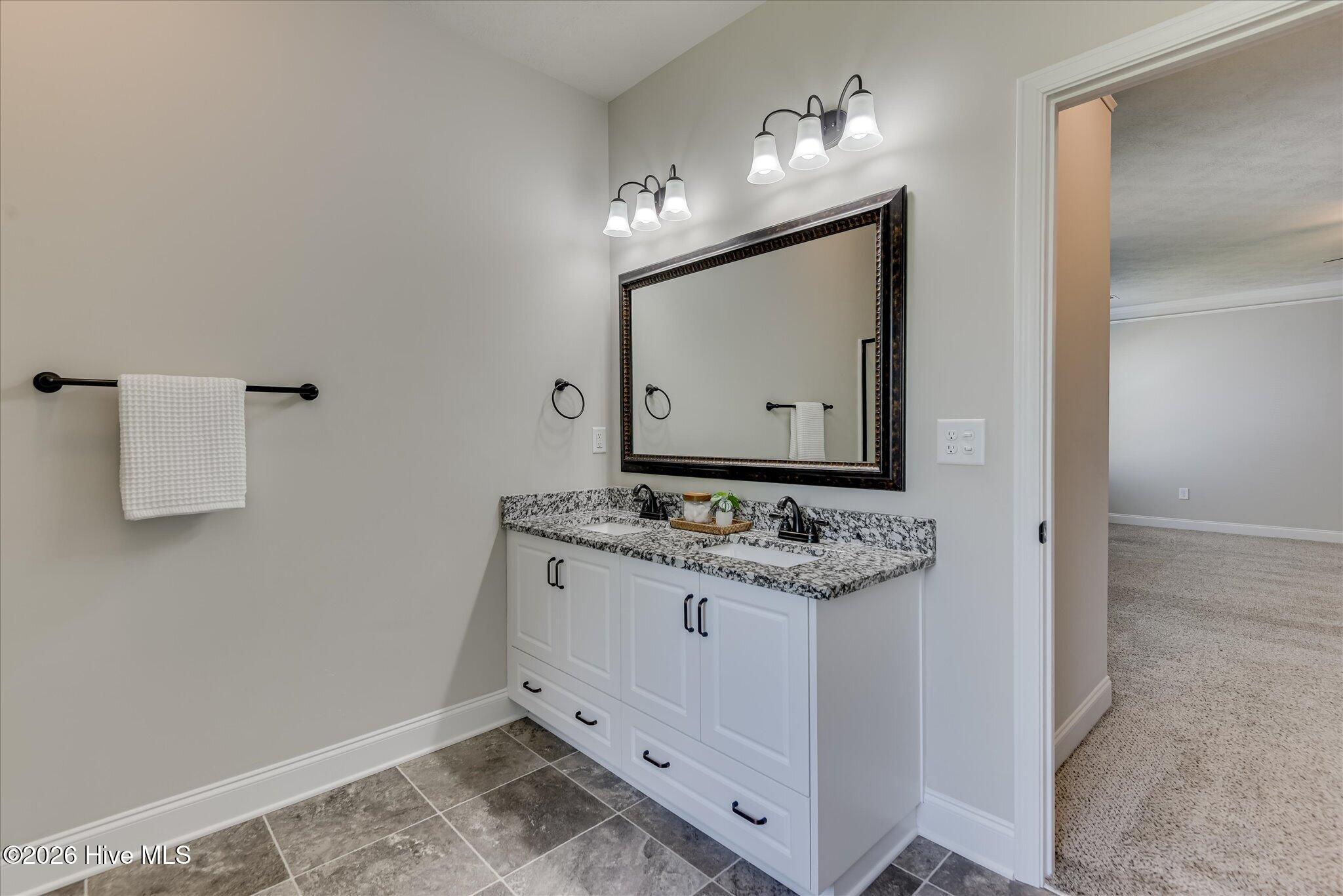 1254 Gregory Landing Drive Property Photo 25