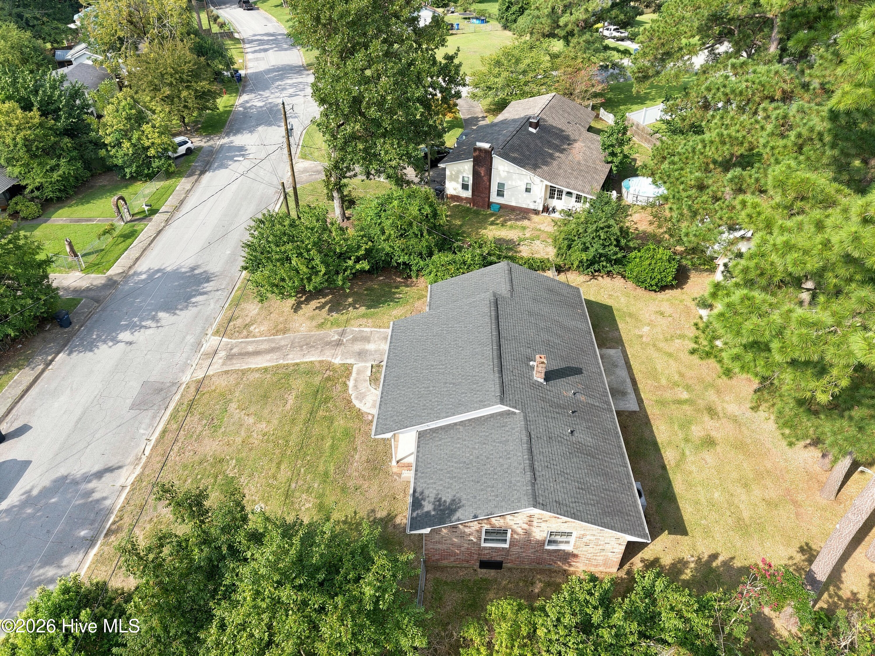 203 Long Acres Drive Property Photo 11