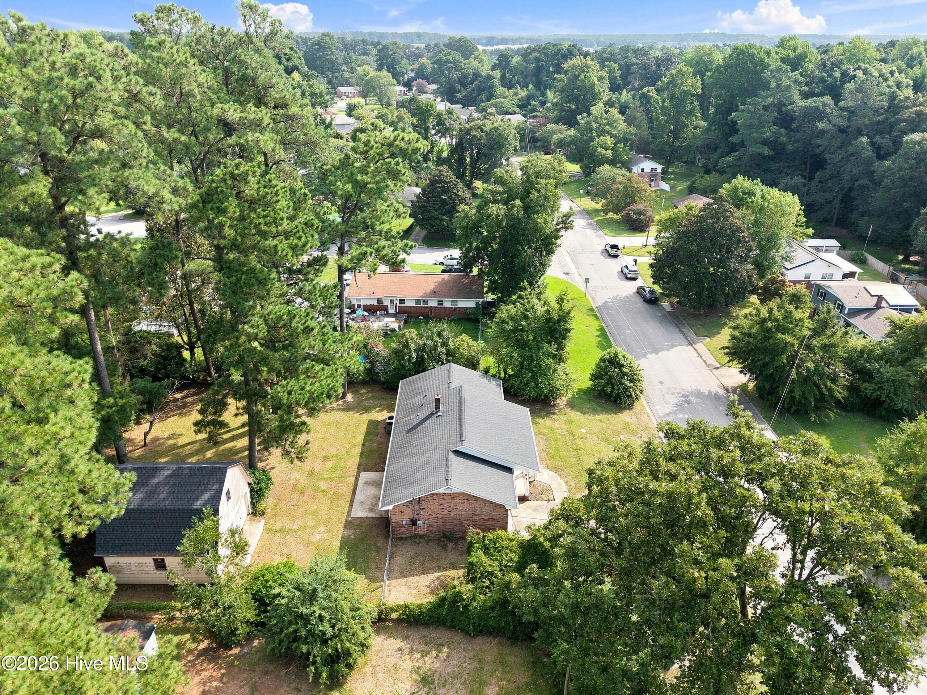 203 Long Acres Drive Property Photo 15