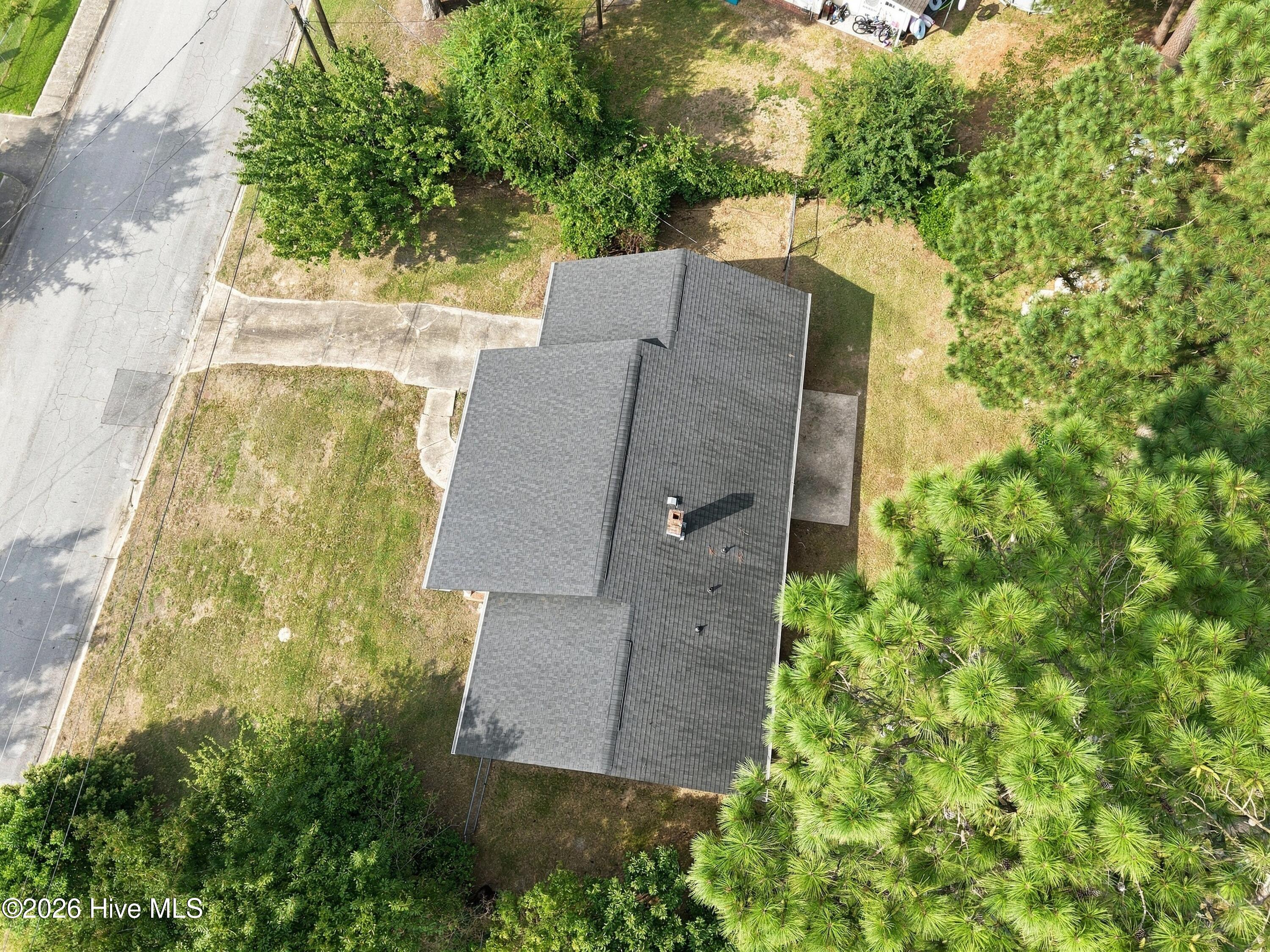 203 Long Acres Drive Property Photo 18