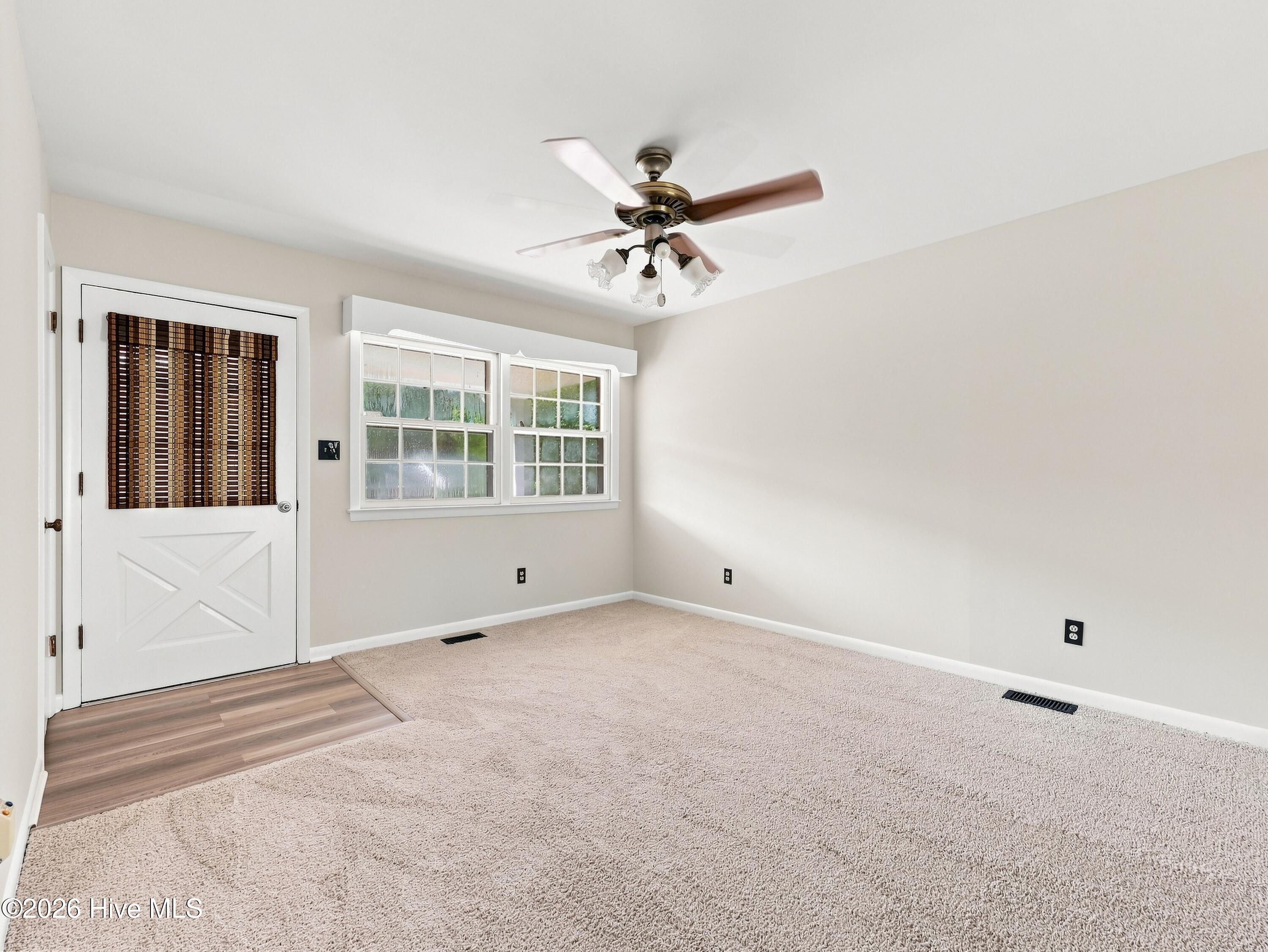 203 Long Acres Drive Property Photo 26