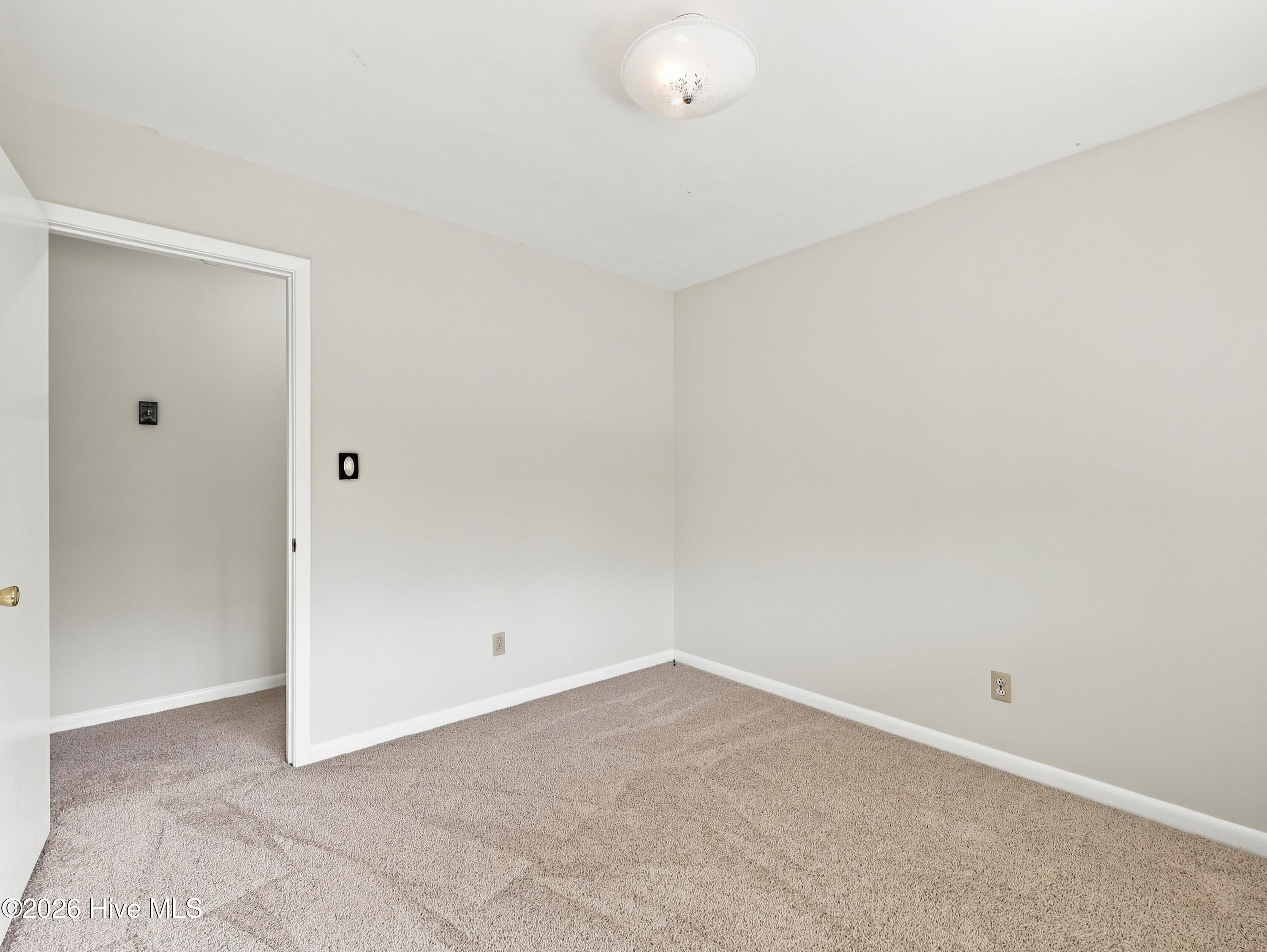 203 Long Acres Drive Property Photo 37