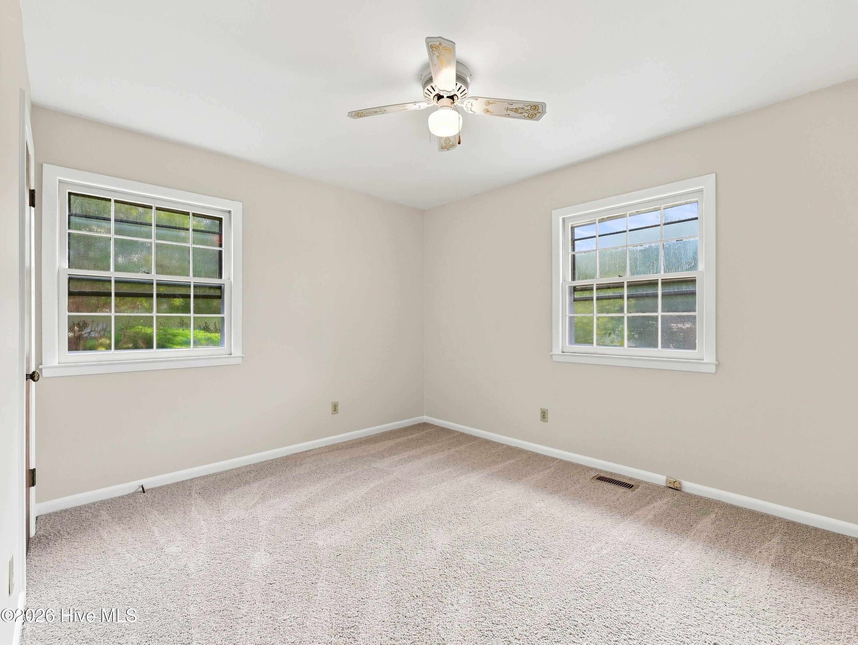 203 Long Acres Drive Property Photo 42