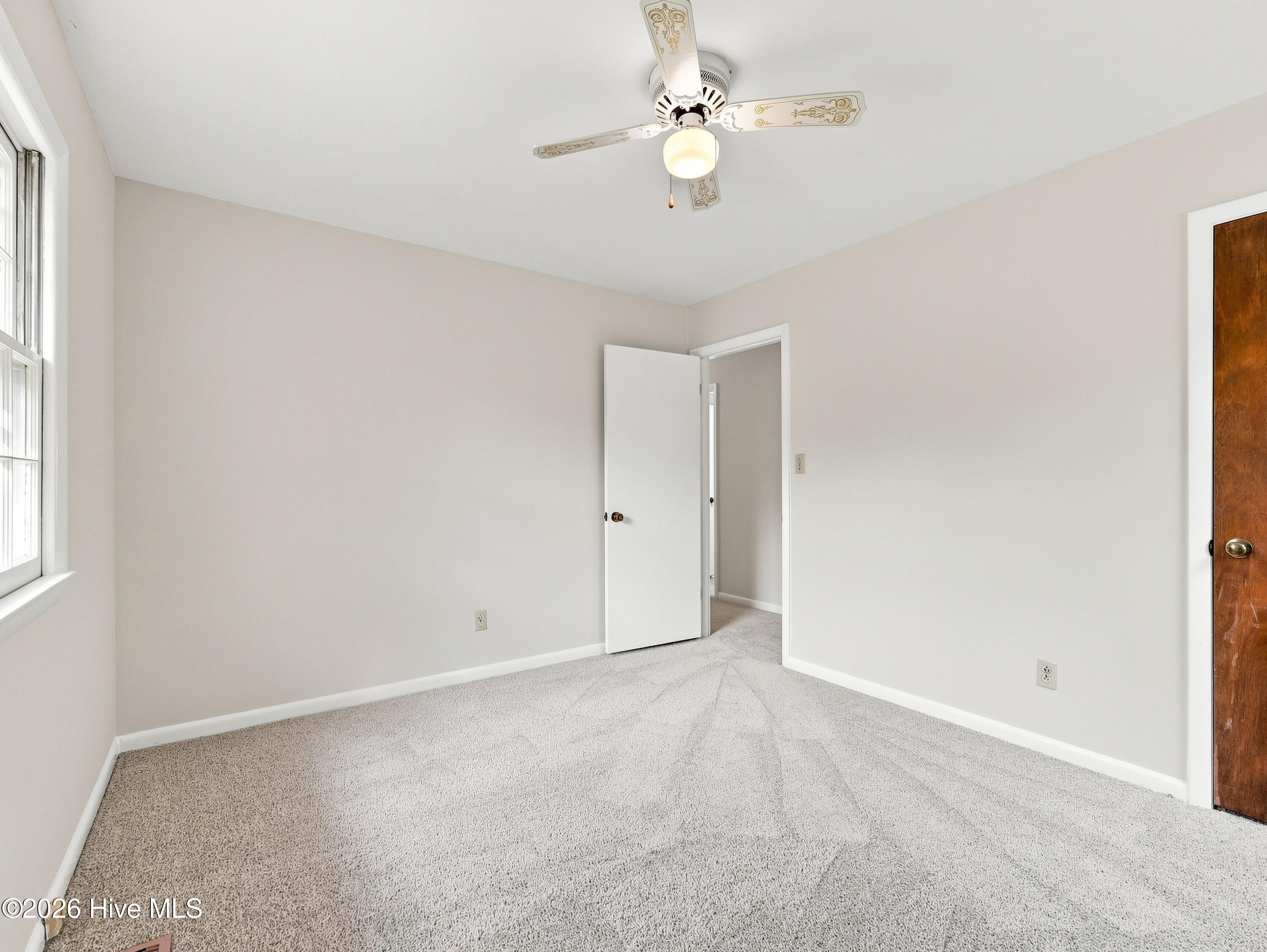 203 Long Acres Drive Property Photo 43