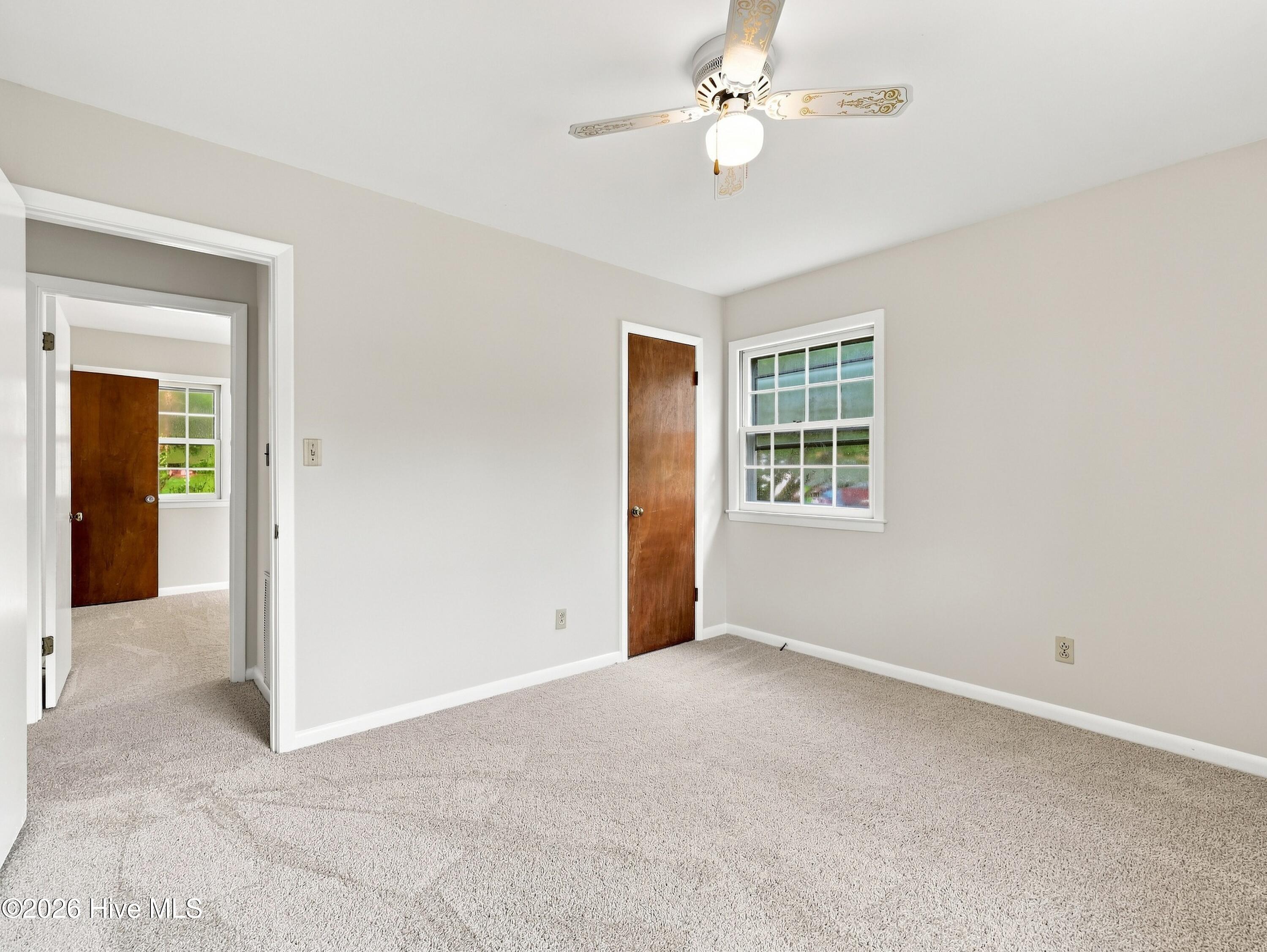 203 Long Acres Drive Property Photo 44