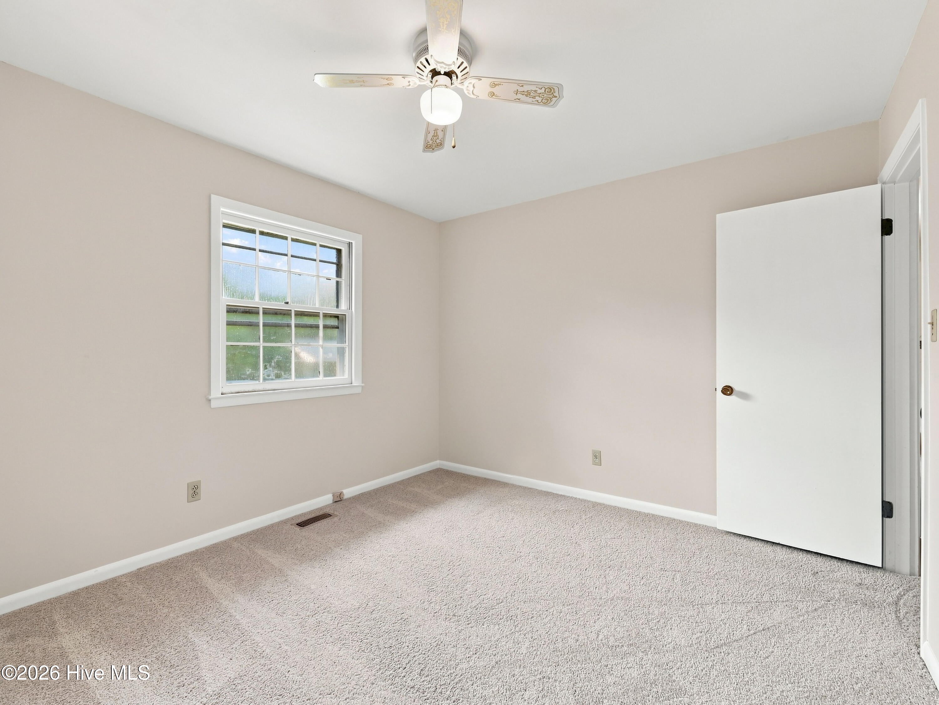 203 Long Acres Drive Property Photo 45