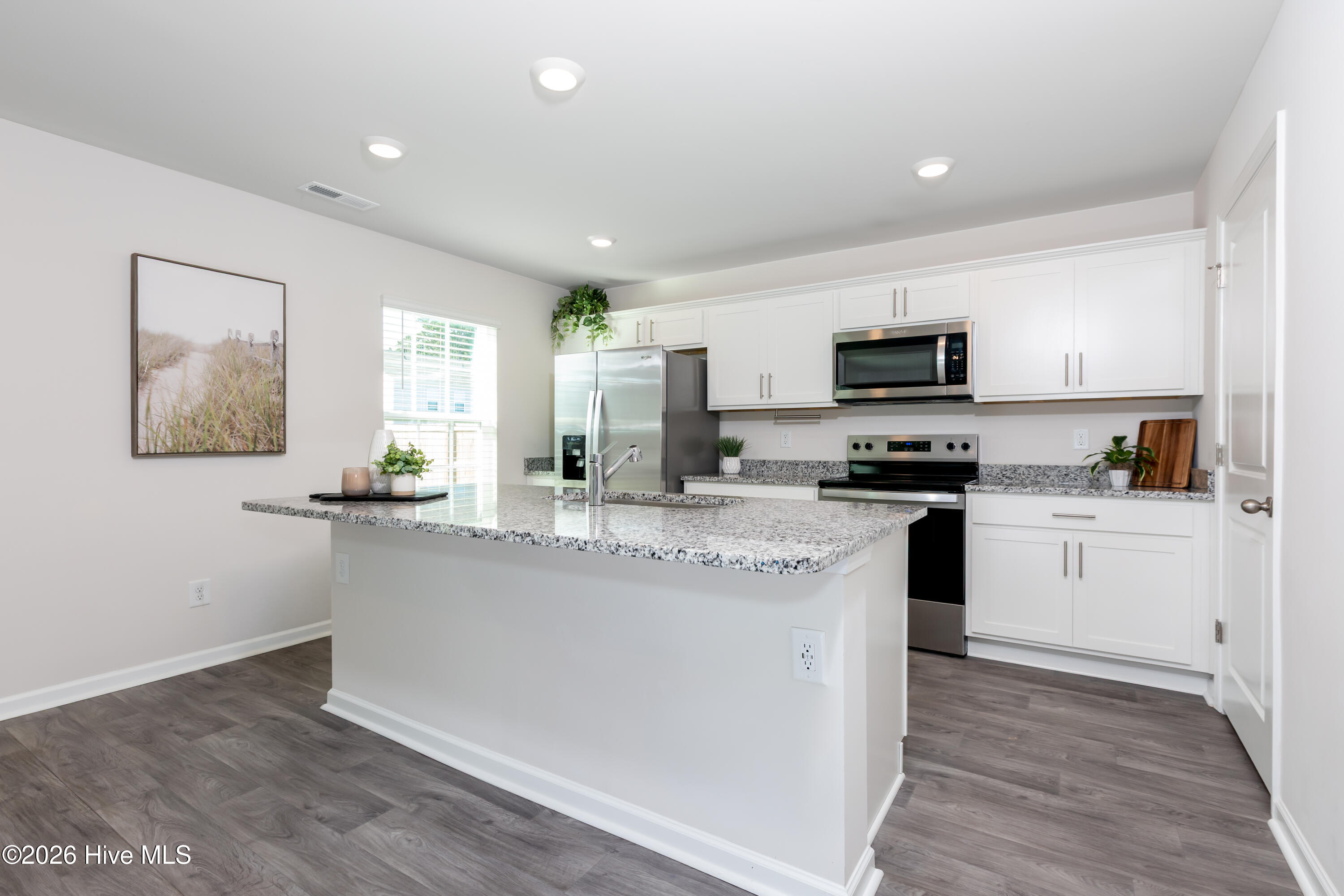 4009 Emerald View Property Photo 3