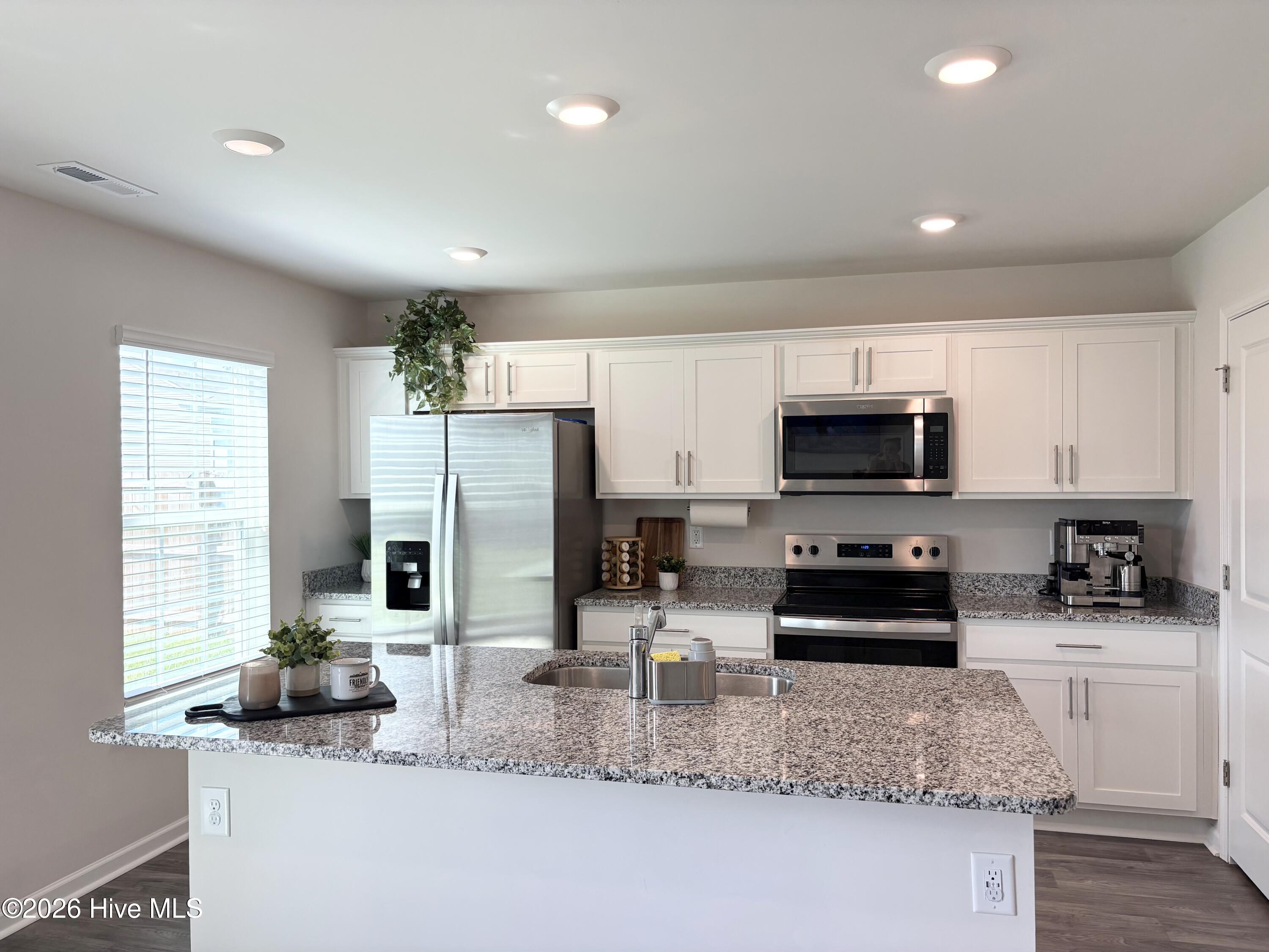 4009 Emerald View Property Photo 9