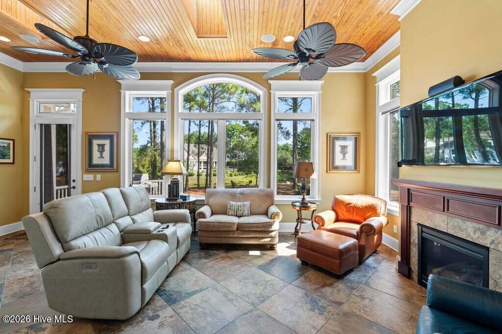 3786 Ridge Crest Drive Property Photo 18