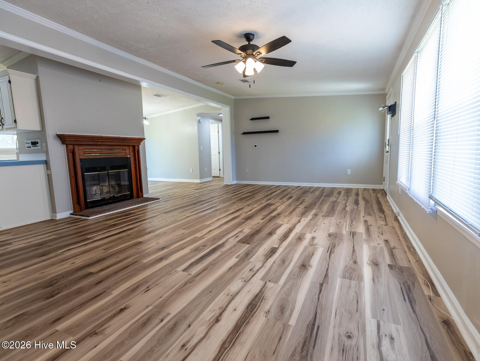 299 Riggs Road Property Photo 6