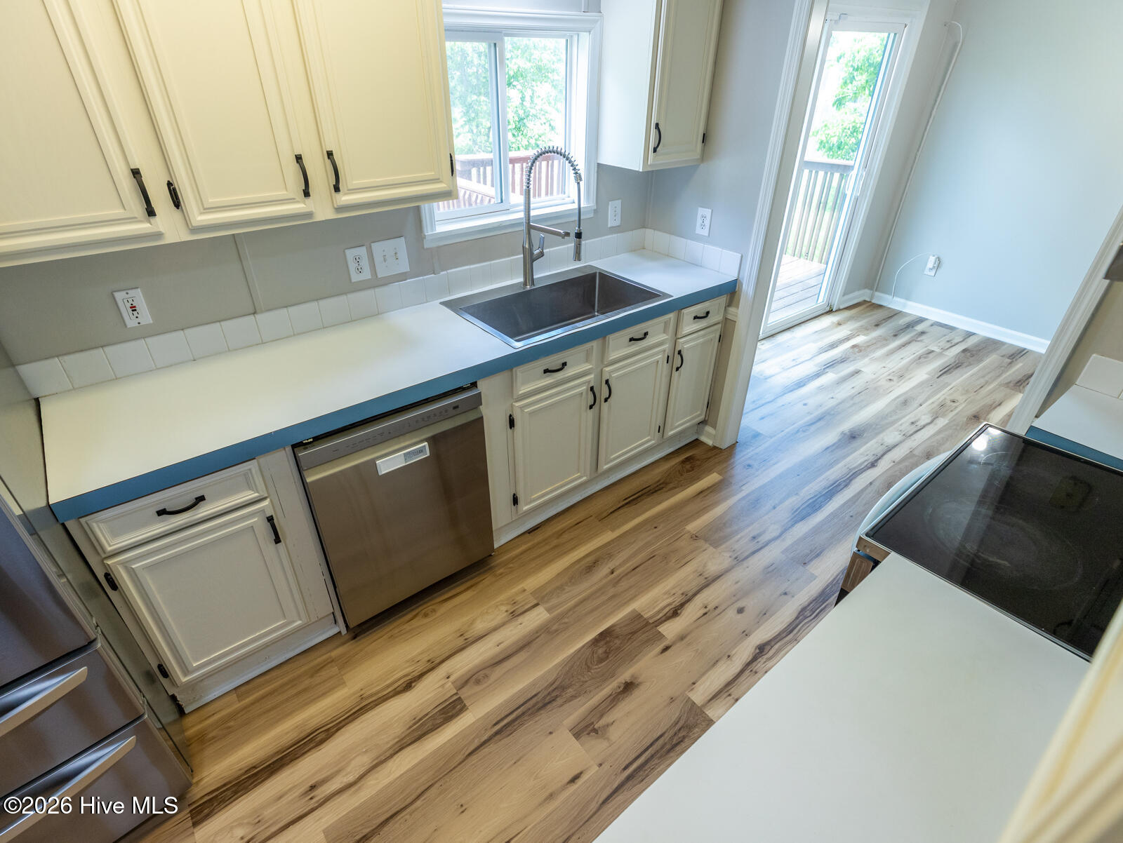 299 Riggs Road Property Photo 12