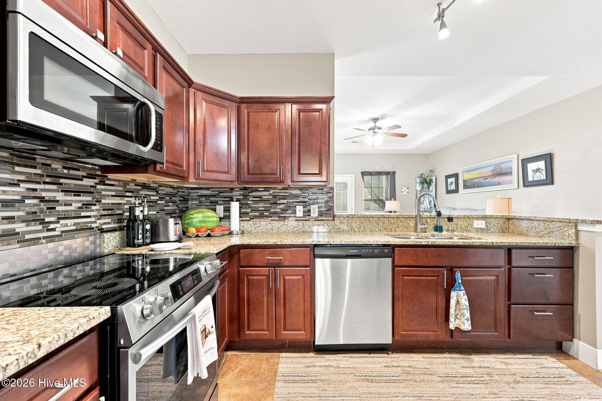 504 Casting Net Way Property Photo 7