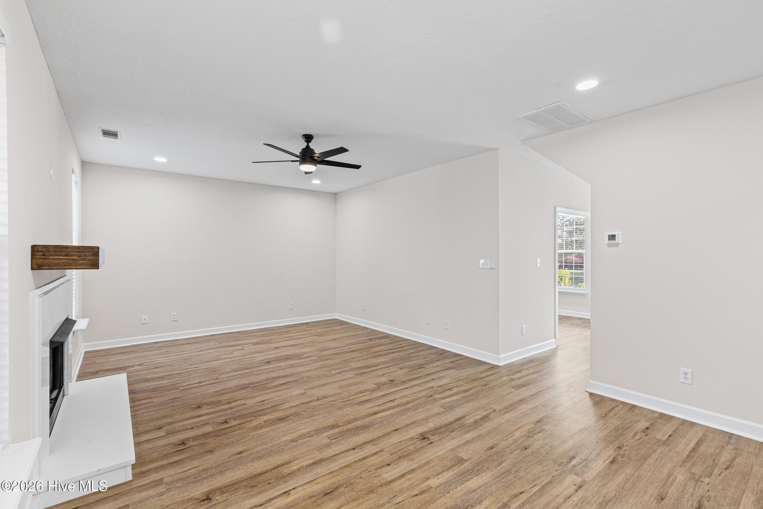 201 Bainbridge Drive Property Photo 9