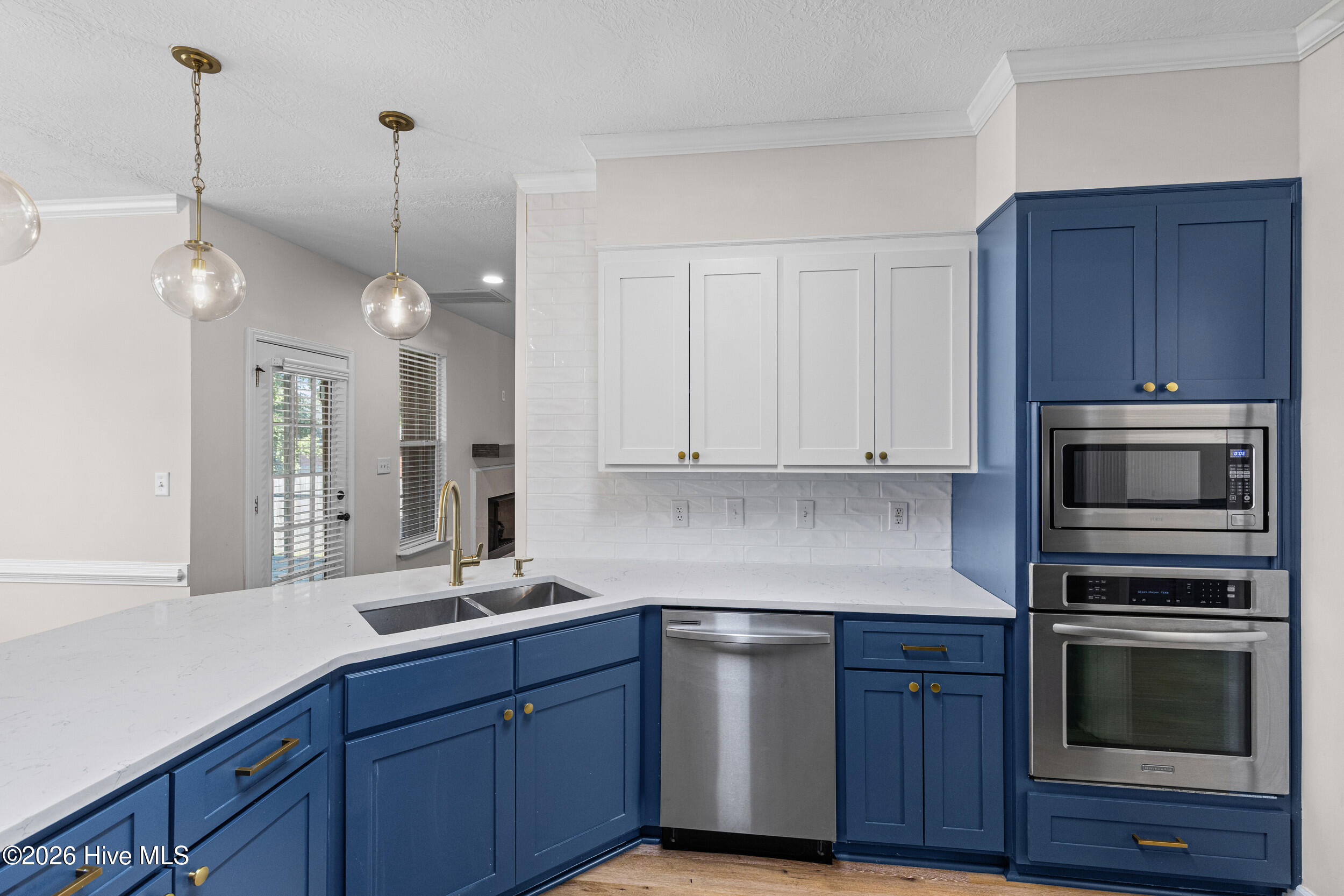 201 Bainbridge Drive Property Photo 17