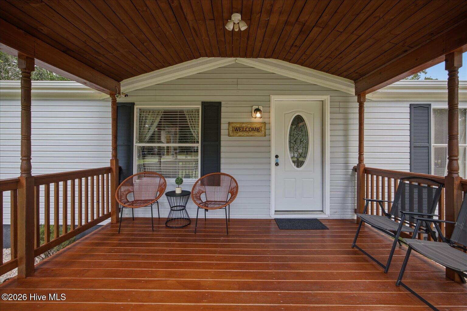 8716 Old Forest Drive Ne Property Photo 2
