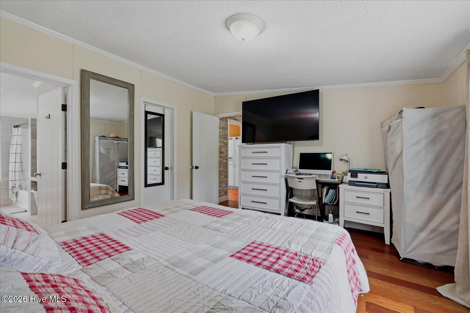 8716 Old Forest Drive Ne Property Photo 13