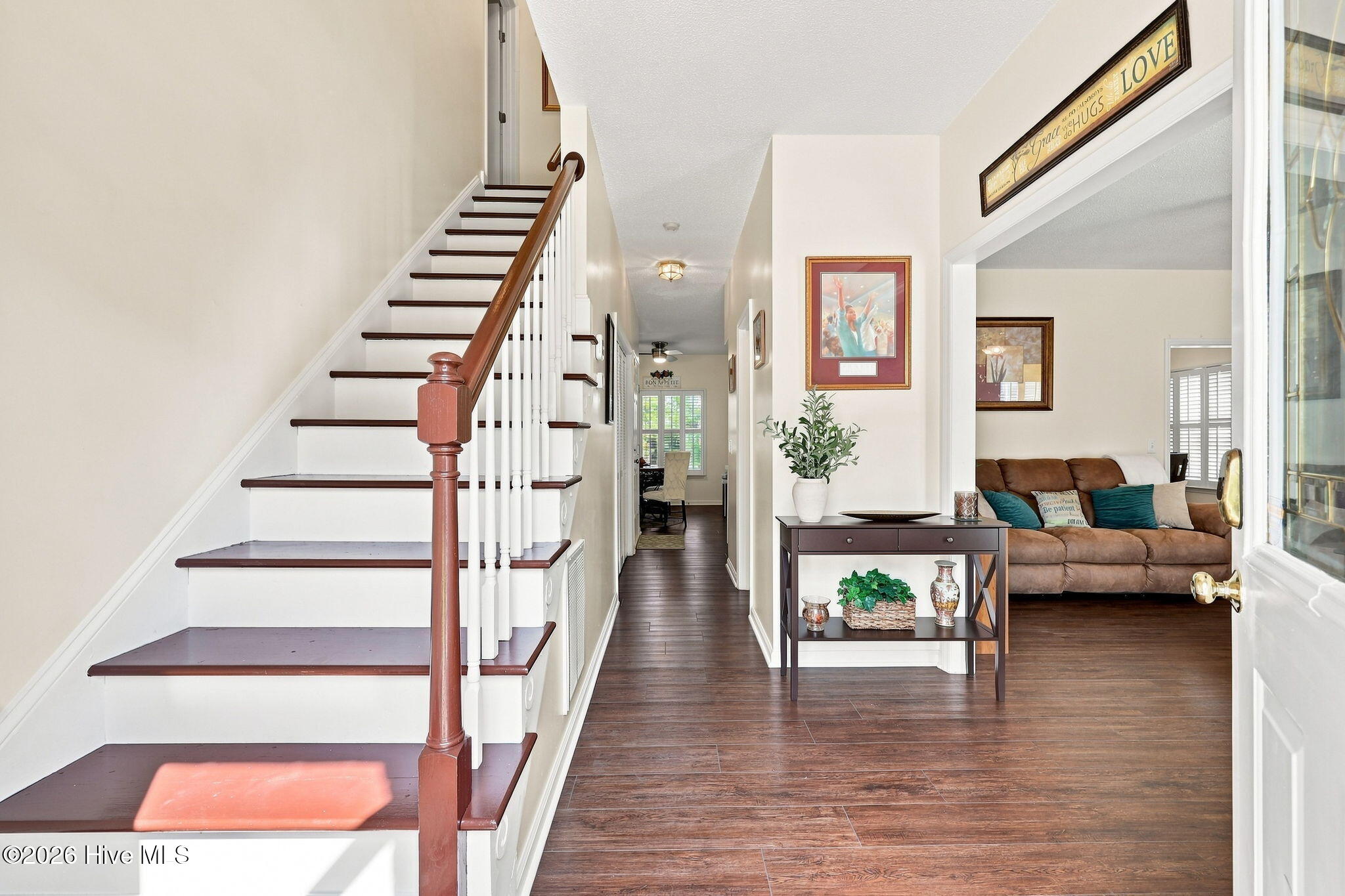 2110 Sir Raleigh Court Property Photo 7