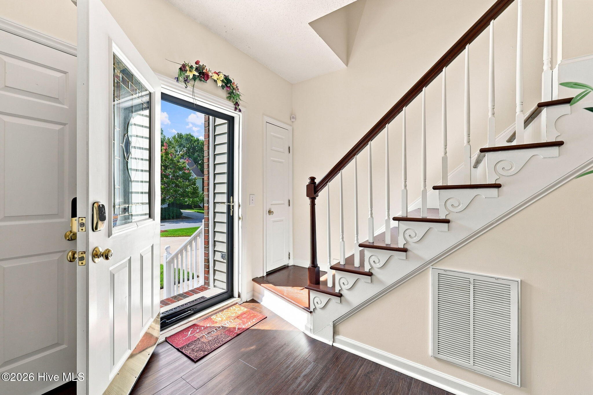2110 Sir Raleigh Court Property Photo 10