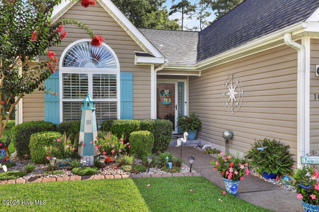 104 Bermuda View Property Photo 2