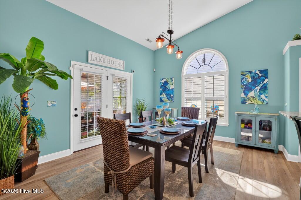 104 Bermuda View Property Photo 7