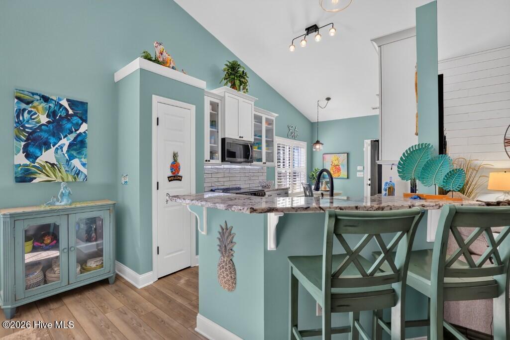 104 Bermuda View Property Photo 8