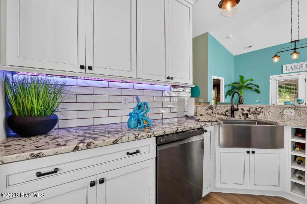 104 Bermuda View Property Photo 11
