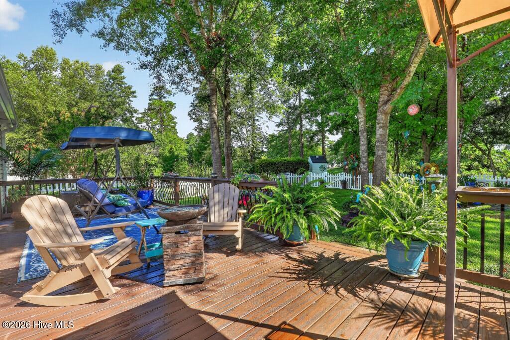 104 Bermuda View Property Photo 29