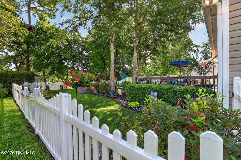 104 Bermuda View Property Photo 32