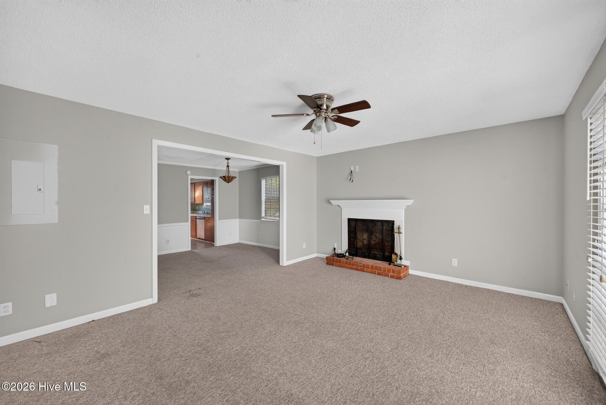 2448 Riverlook Drive Property Photo 6