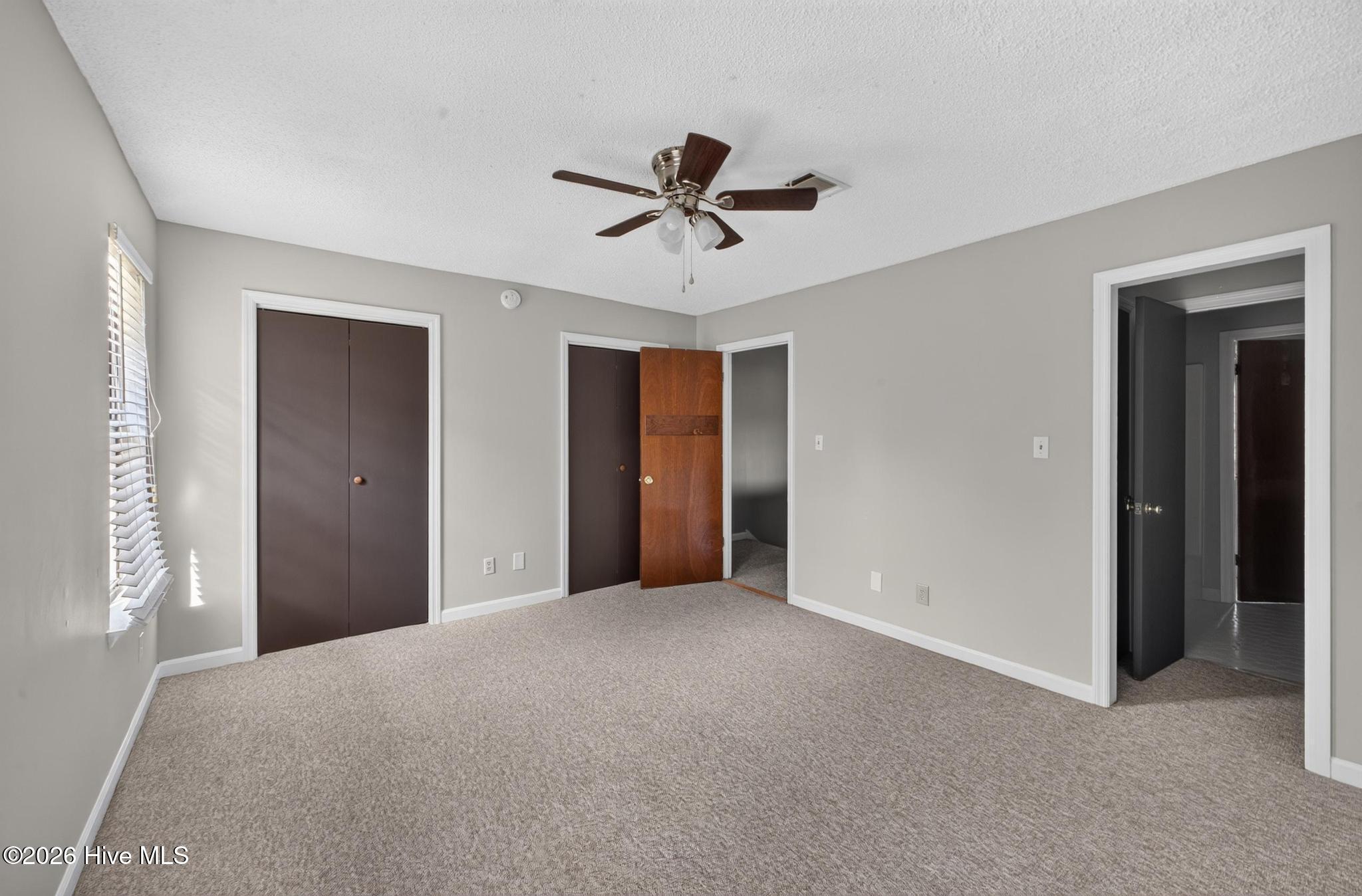 2448 Riverlook Drive Property Photo 16