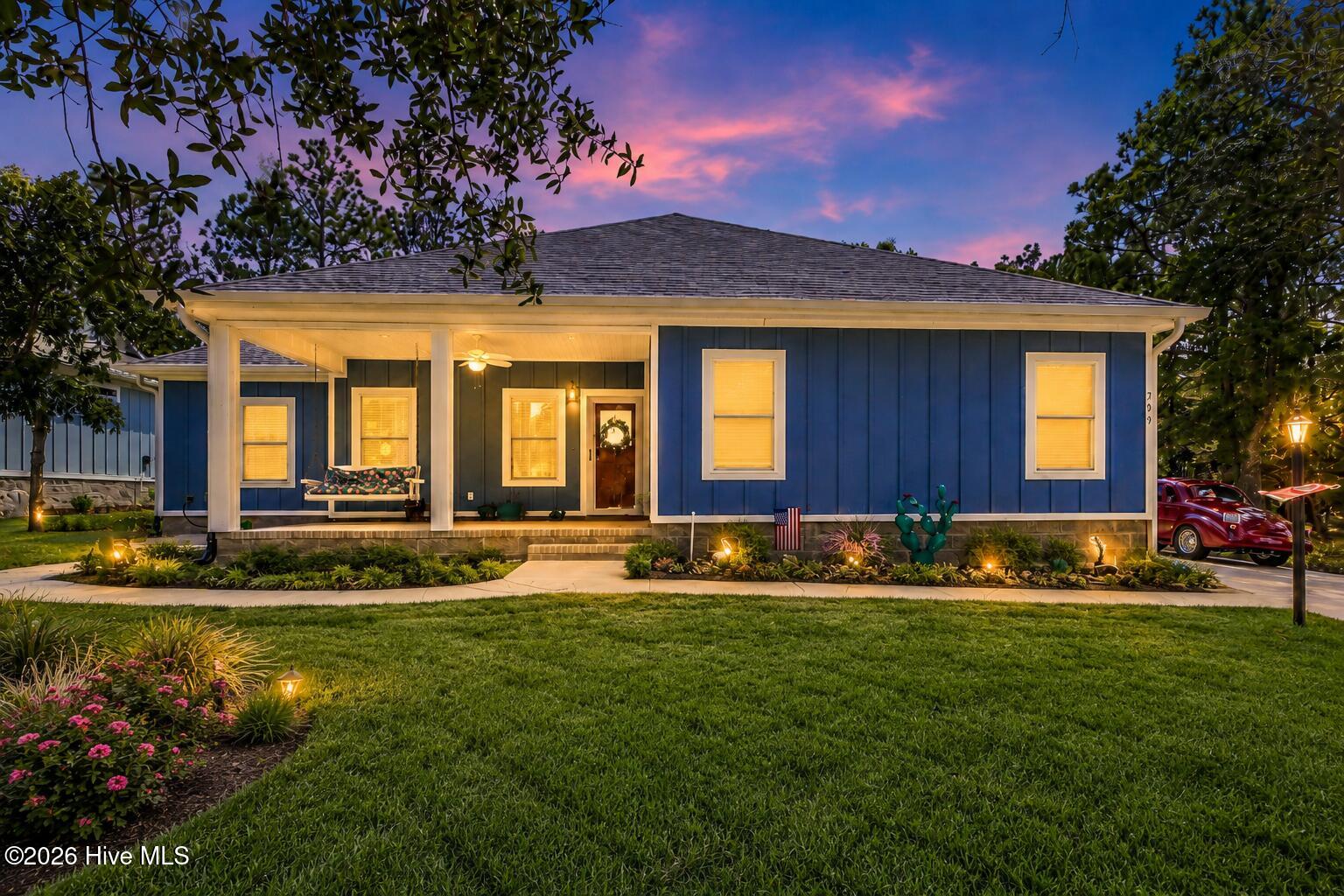 799 Folly Drive SE Property Photo 1