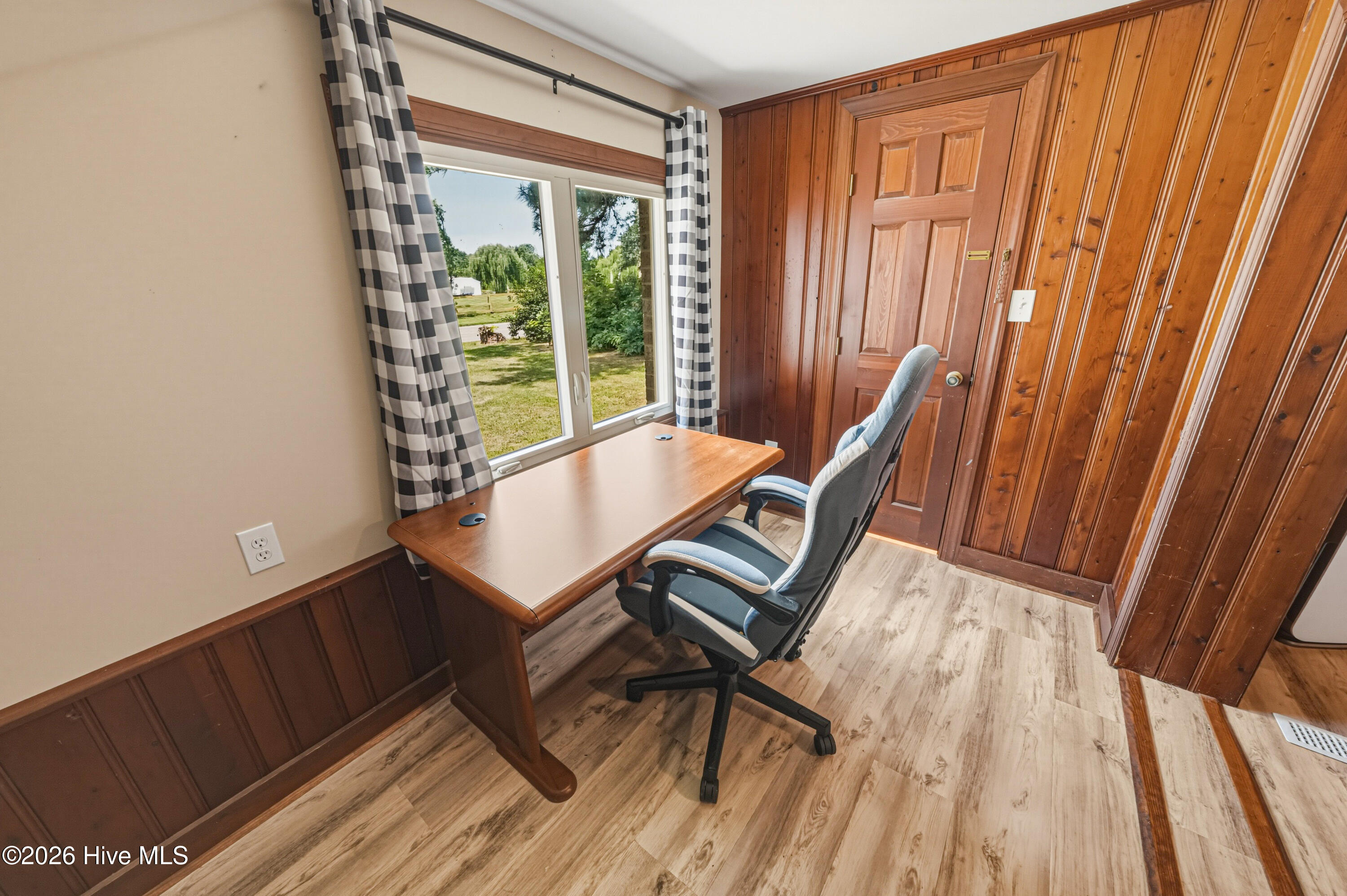 932 Waterlily Road Property Photo 35