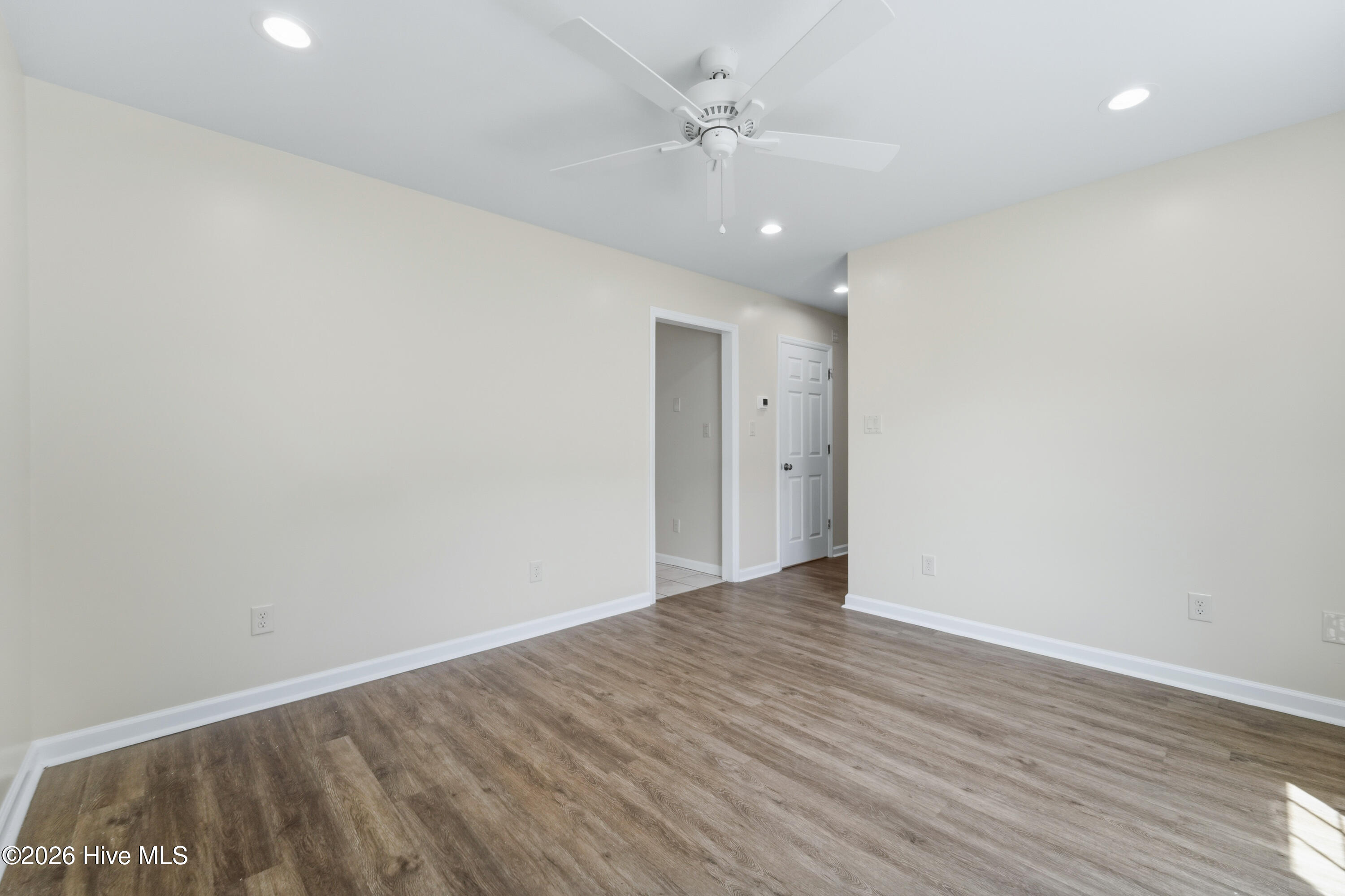 301 Johns Way Property Photo 7