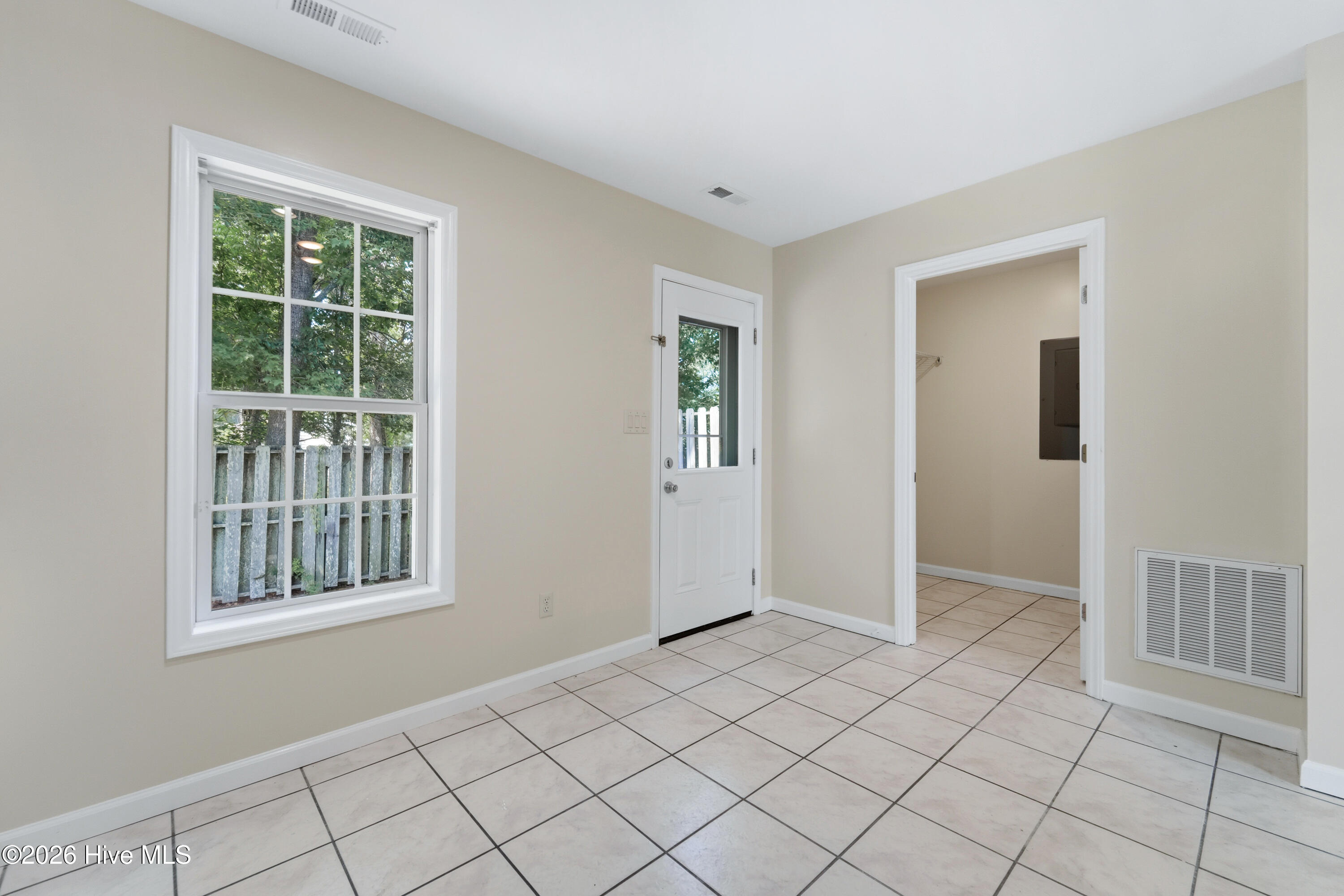 301 Johns Way Property Photo 11