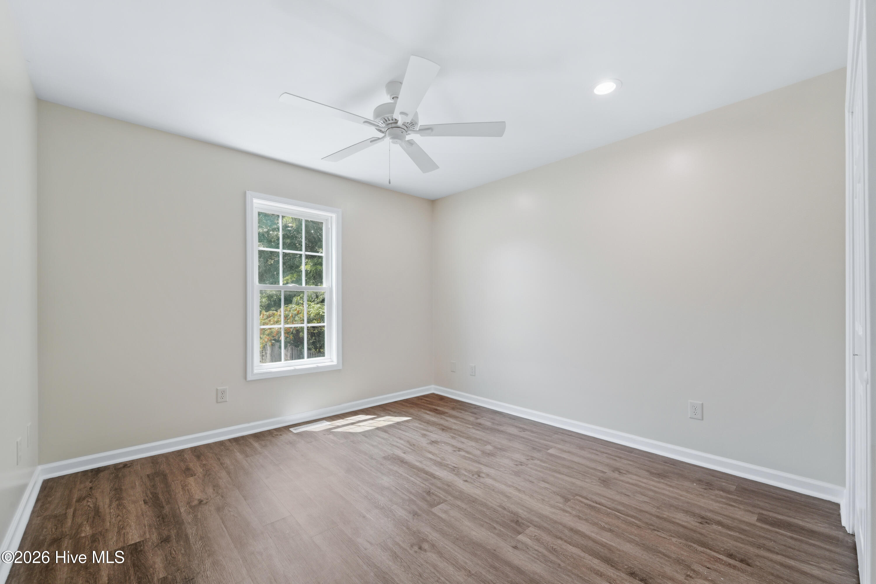 301 Johns Way Property Photo 16