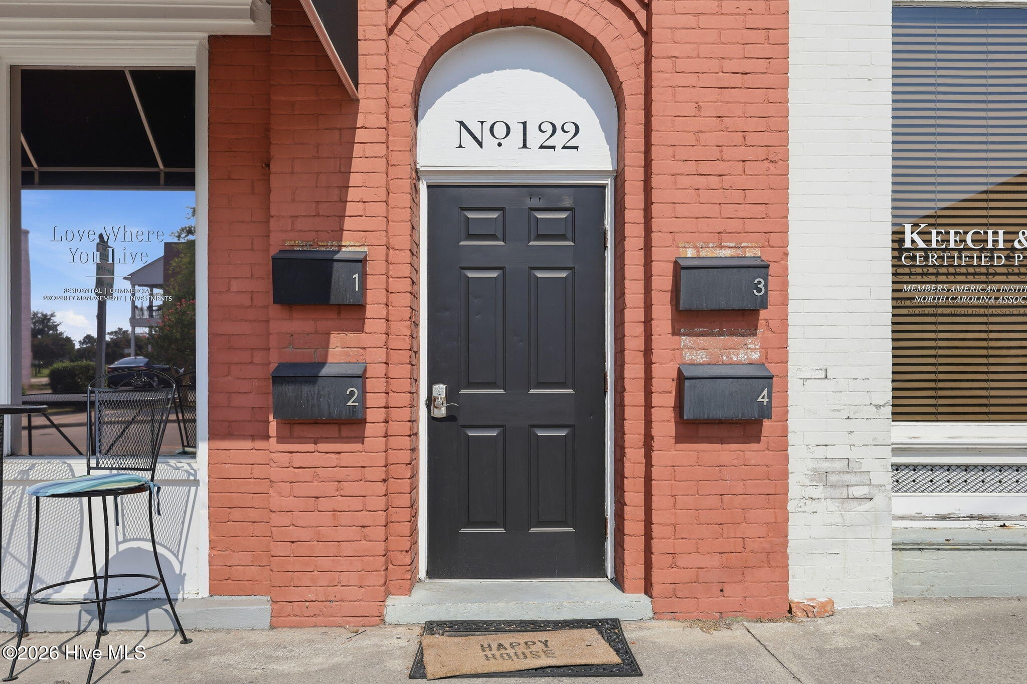 122 S Market Street 1 Property Photo 1