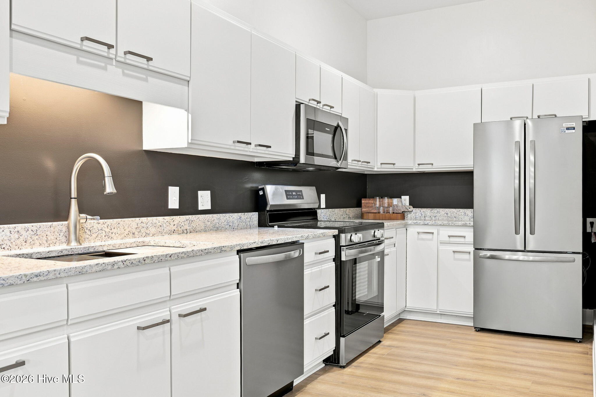 122 S Market Street 1 Property Photo 16