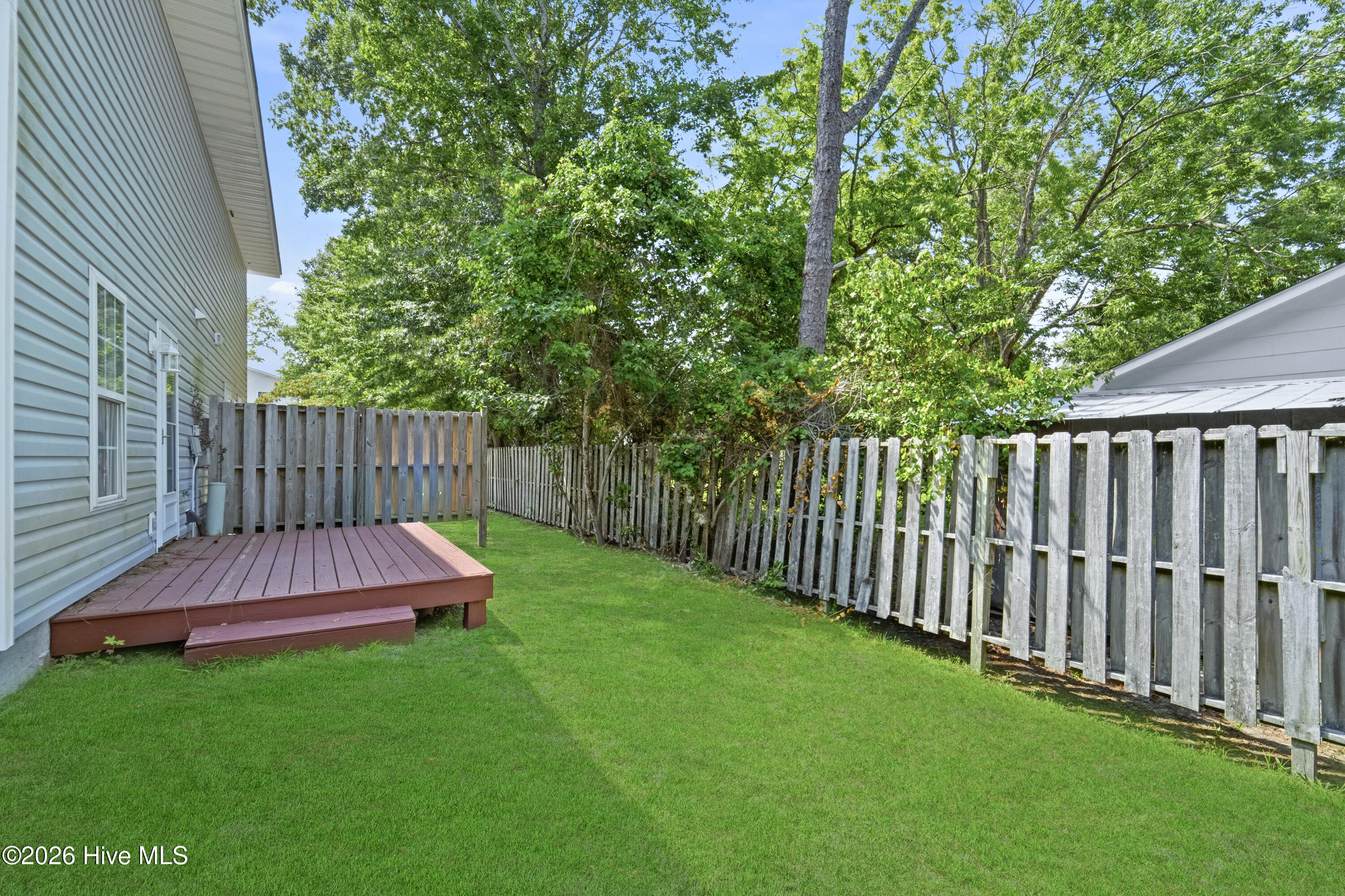 302 Johns Way Property Photo 2