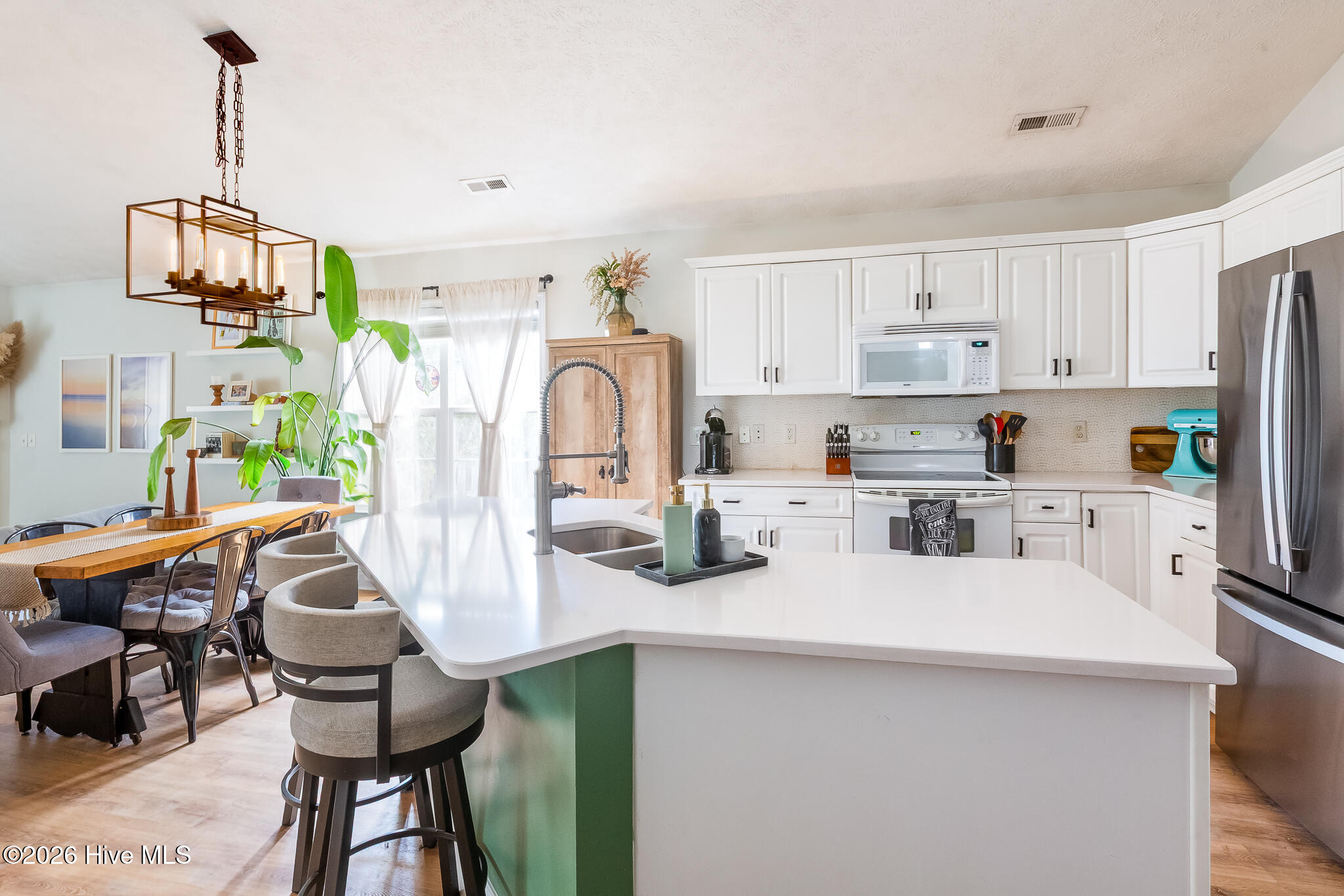 1517 Wagon Court Property Photo 7