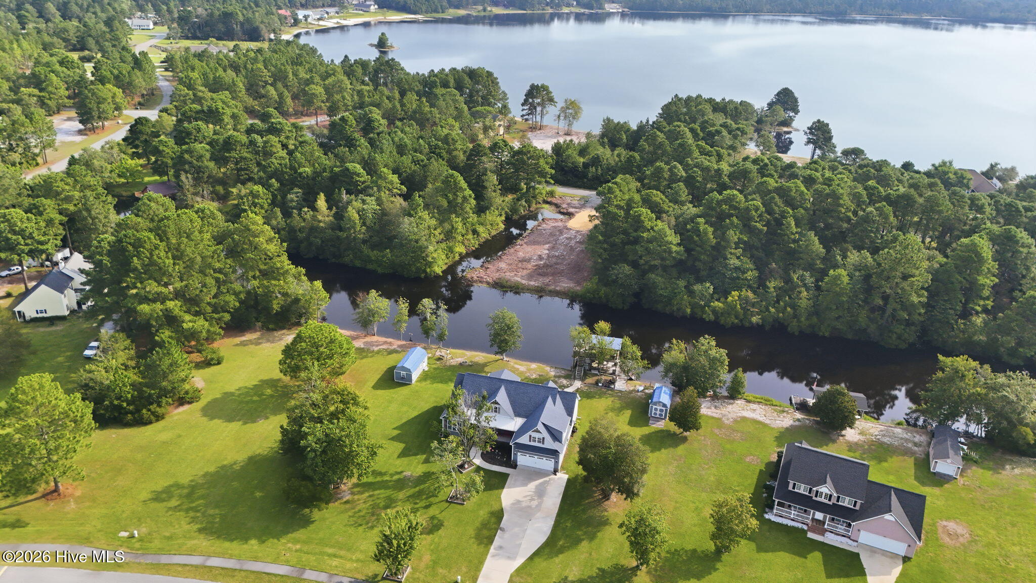 771 Bay Tree Drive Property Photo 6