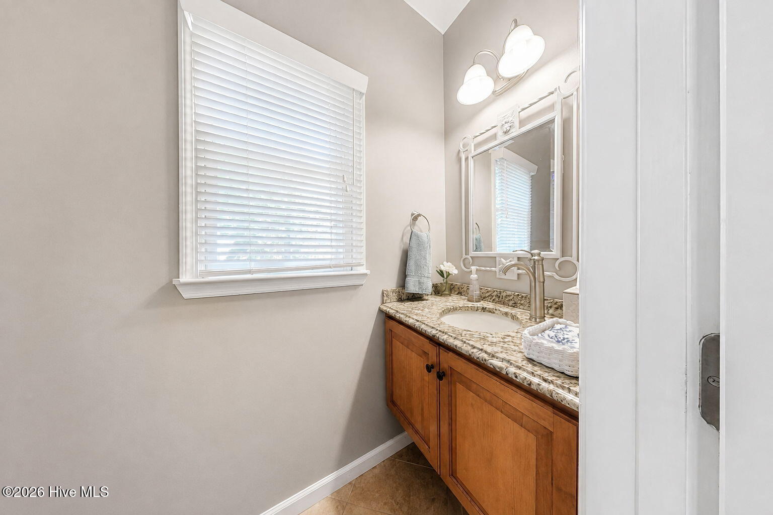 105 Oceangreens Lane Property Photo 47