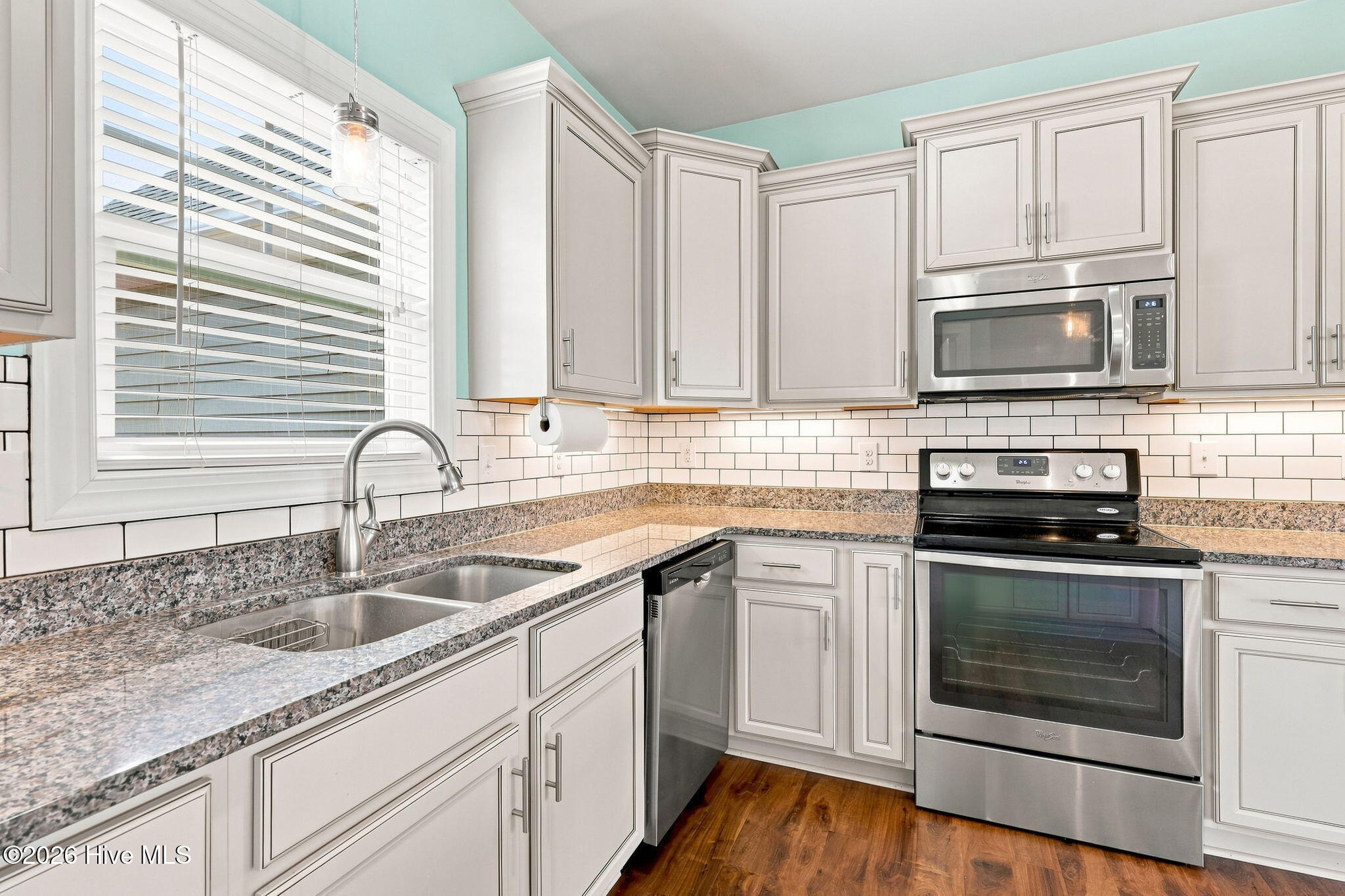 200 Kimberly Court Property Photo 5
